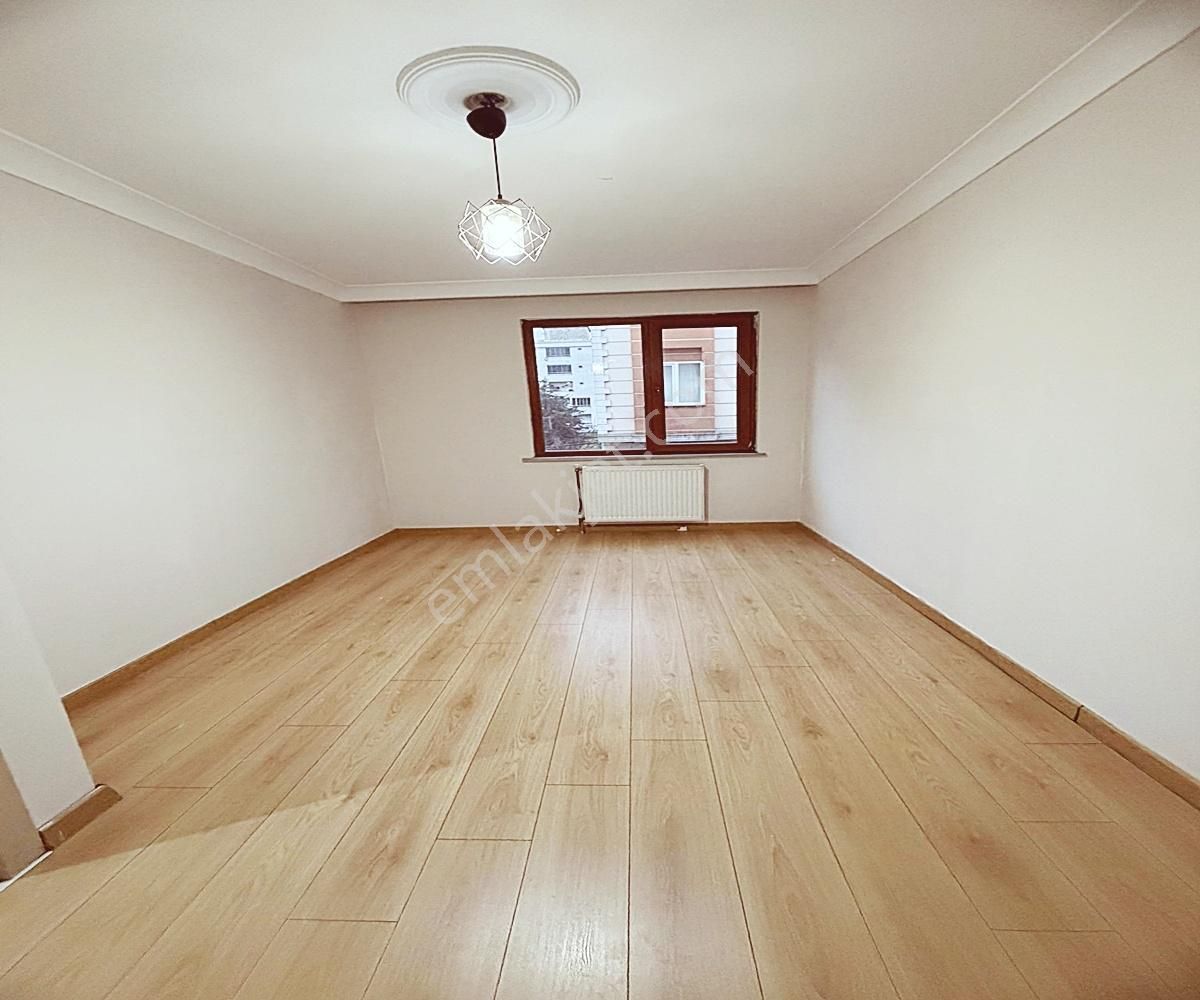 Mehterçeşme Mah Metrobüse Yürüme 2+1 Komple Ön Cephe Kat 1 - Görsel 15