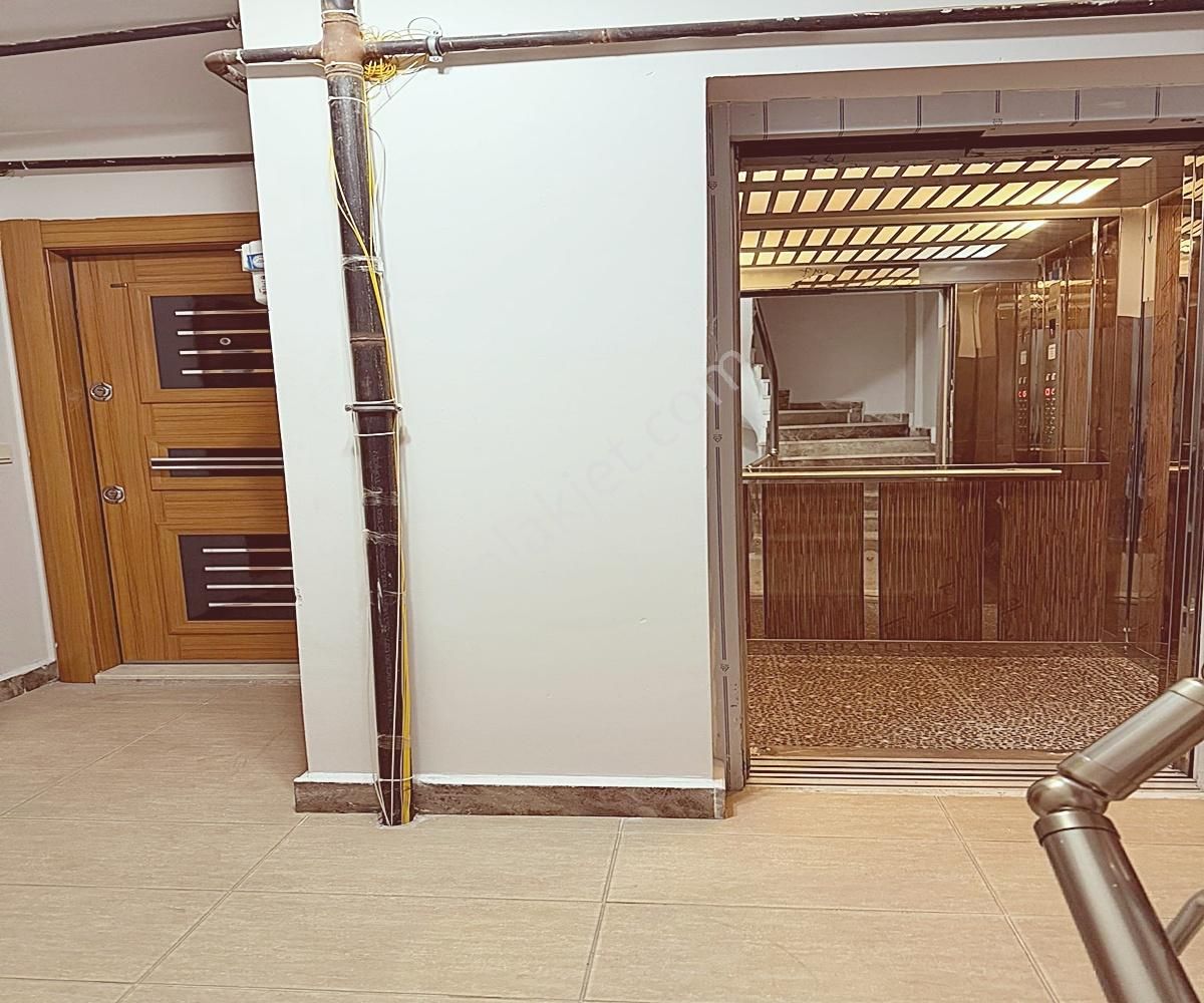 Mehterçeşme Mah Metrobüse Yürüme 2+1 Komple Ön Cephe Kat 1 - Görsel 5