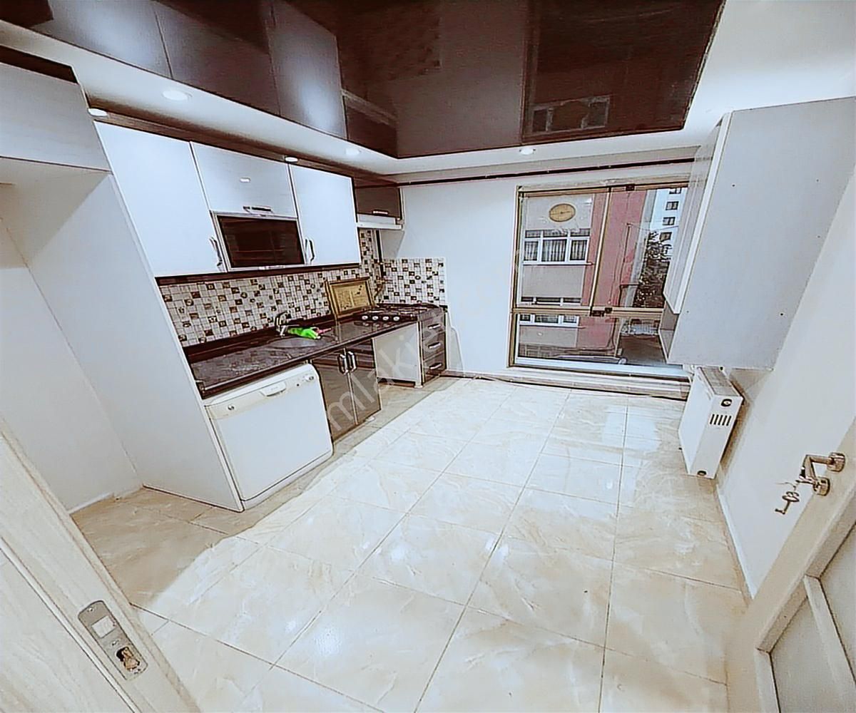 Mehterçeşme Mah Metrobüse Yürüme 2+1 Komple Ön Cephe Kat 1 - Görsel 14