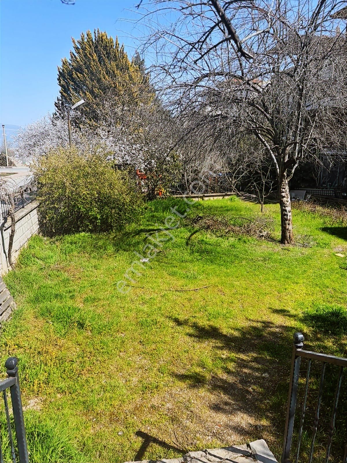 Kaan Emlaktan Gültepe Mahallesinde 5+1 Satılık Dublex Daire - Görsel 17