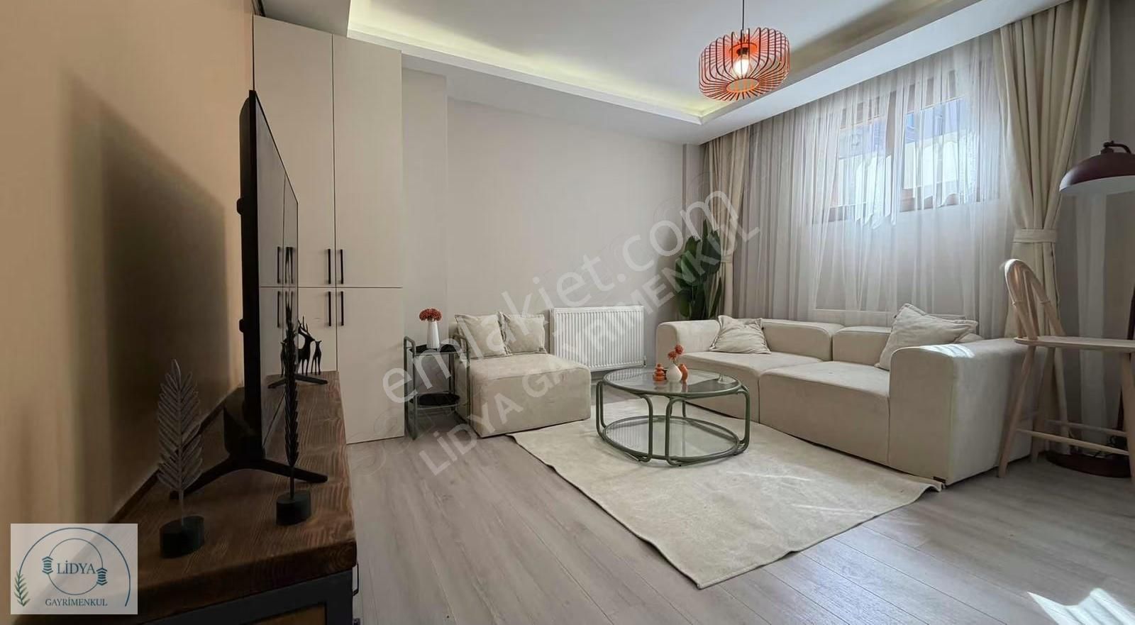 Kayışdağı Mh. Metroya10 Dk Sıfır Daire Full Eşyalı Otoparklı - Görsel 12