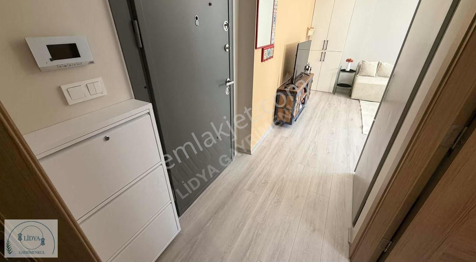 Kayışdağı Mh. Metroya10 Dk Sıfır Daire Full Eşyalı Otoparklı - Görsel 20