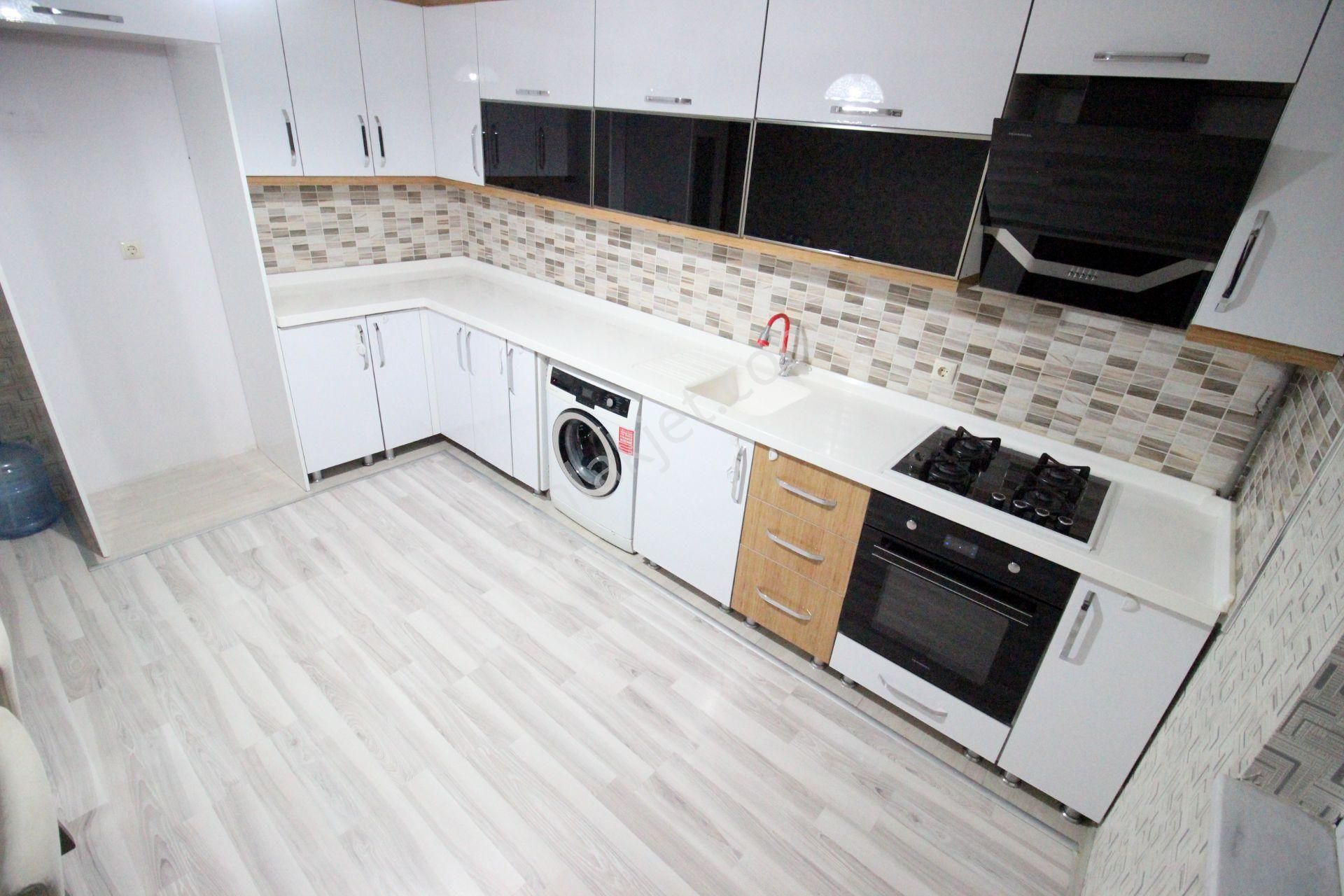 Hemdem Gayrimenkul'den Kazımkarabekir'de Full Yapılı Asansörlü 2+1 Satılık Daire - Görsel 3