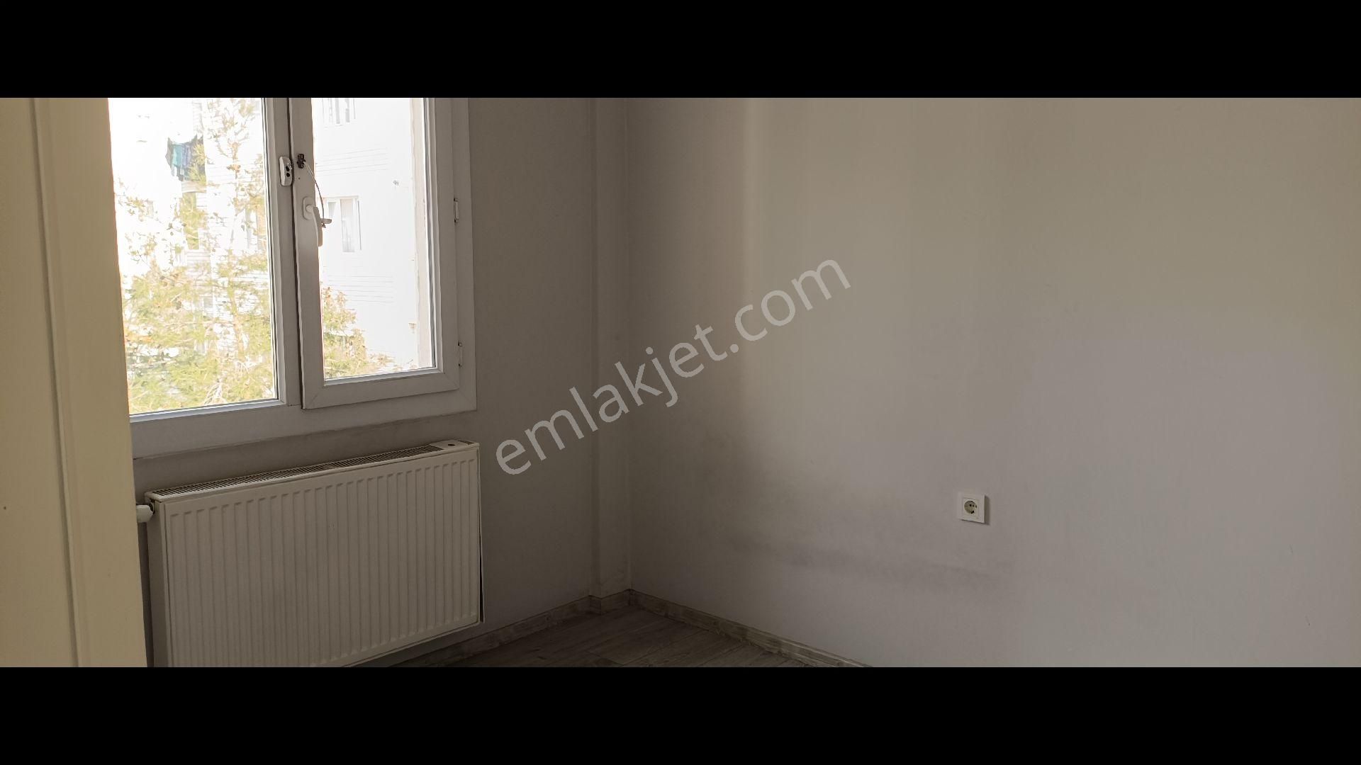 İzkent Mah.2+1 Doğalgazlı 2+1 Daire 85m2 - Görsel 3