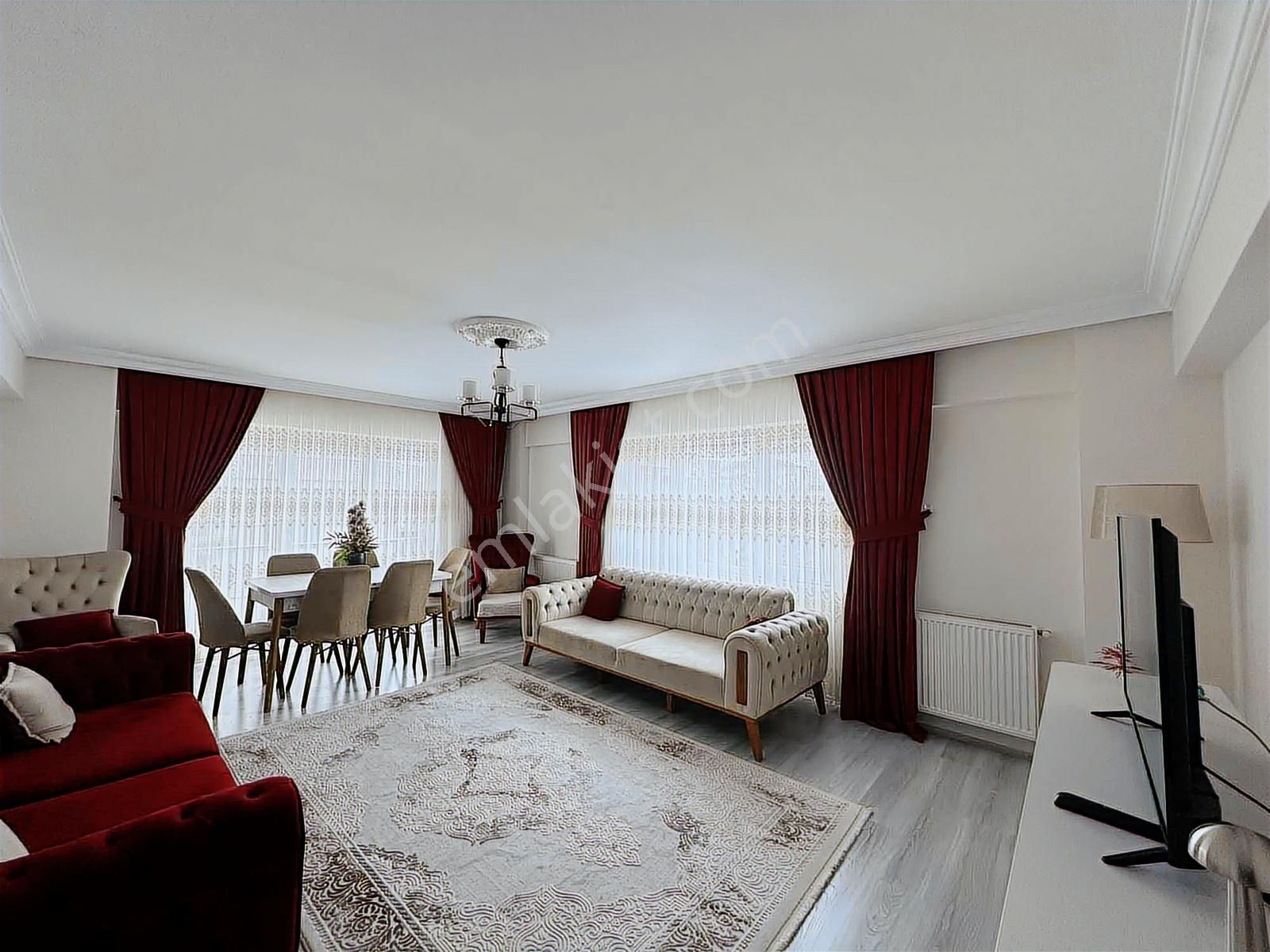 Emine Akerden Fenk Mahallesinde 13 Yaşında Arakat 3+1 Daire - Görsel 4