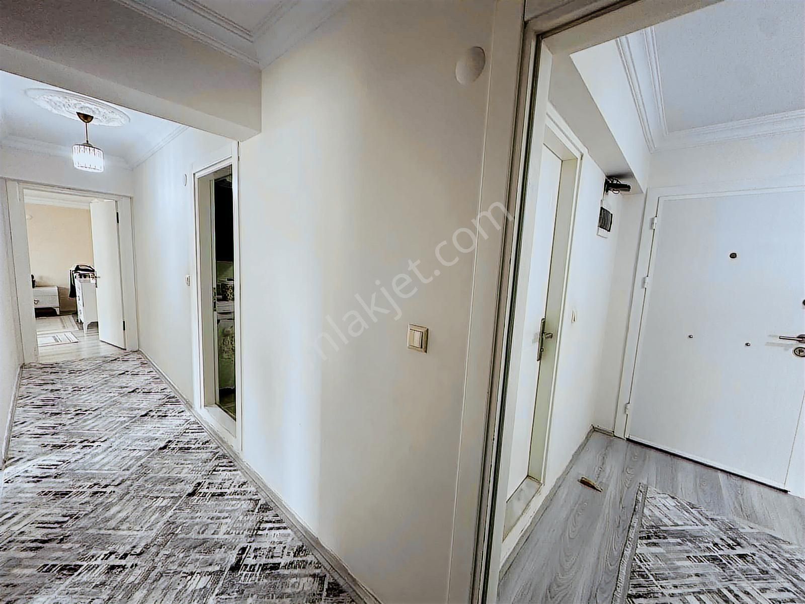 Emine Akerden Fenk Mahallesinde 13 Yaşında Arakat 3+1 Daire - Görsel 15