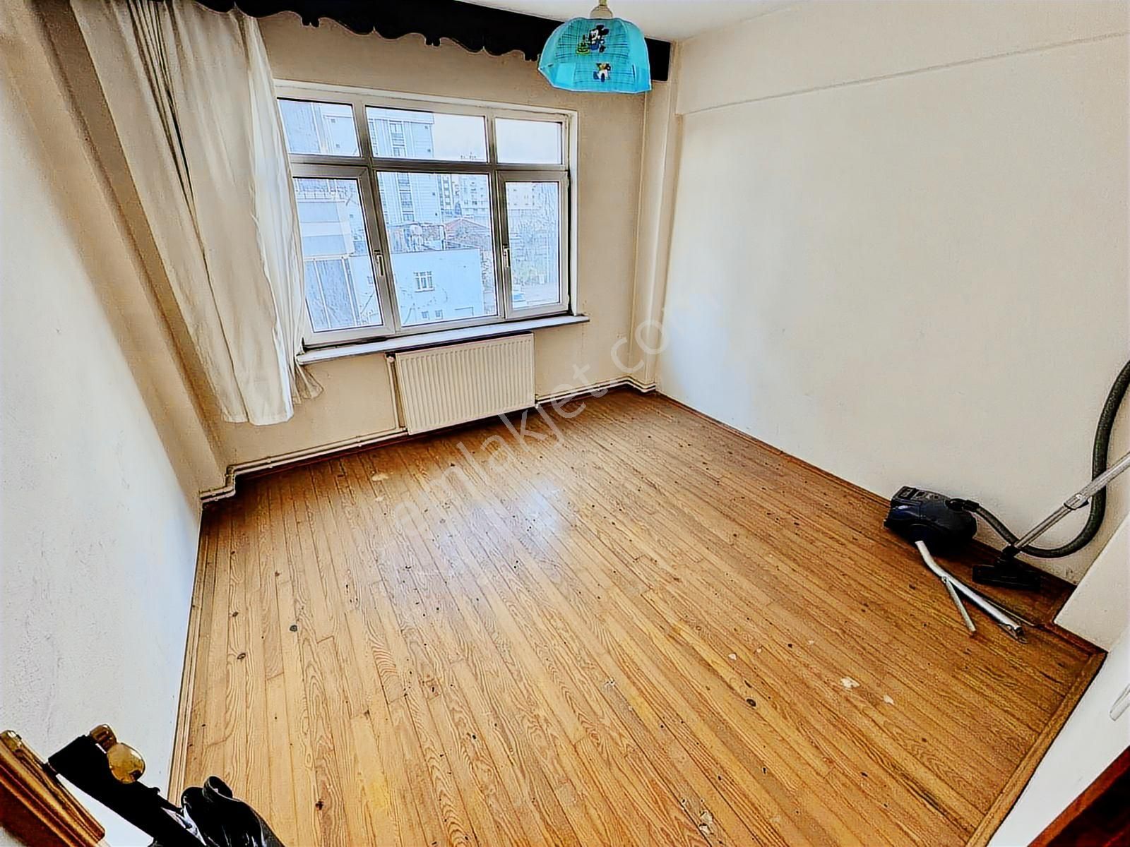 Lerox Uçar'dan Fenk Mahallesinde Çarşıya Pazara Yakın Daire! - Görsel 15