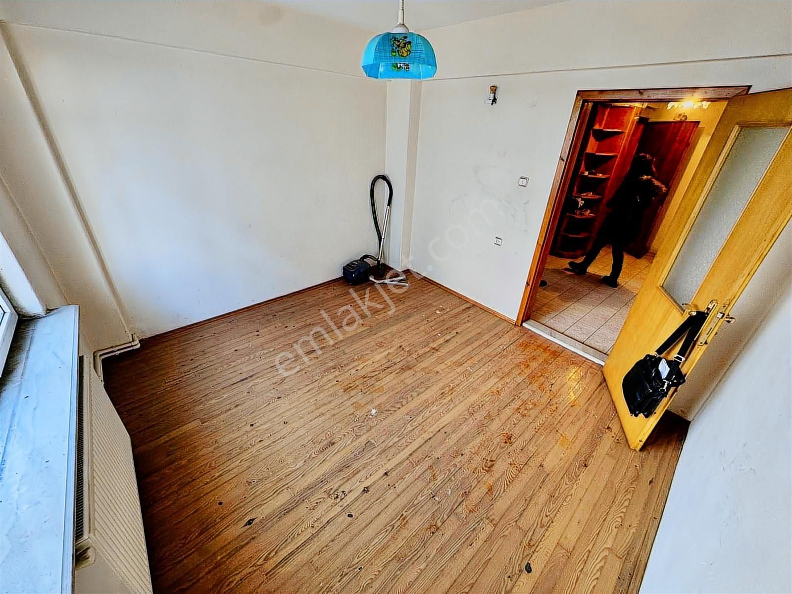 Lerox Uçar'dan Fenk Mahallesinde Çarşıya Pazara Yakın Daire! - Görsel 14