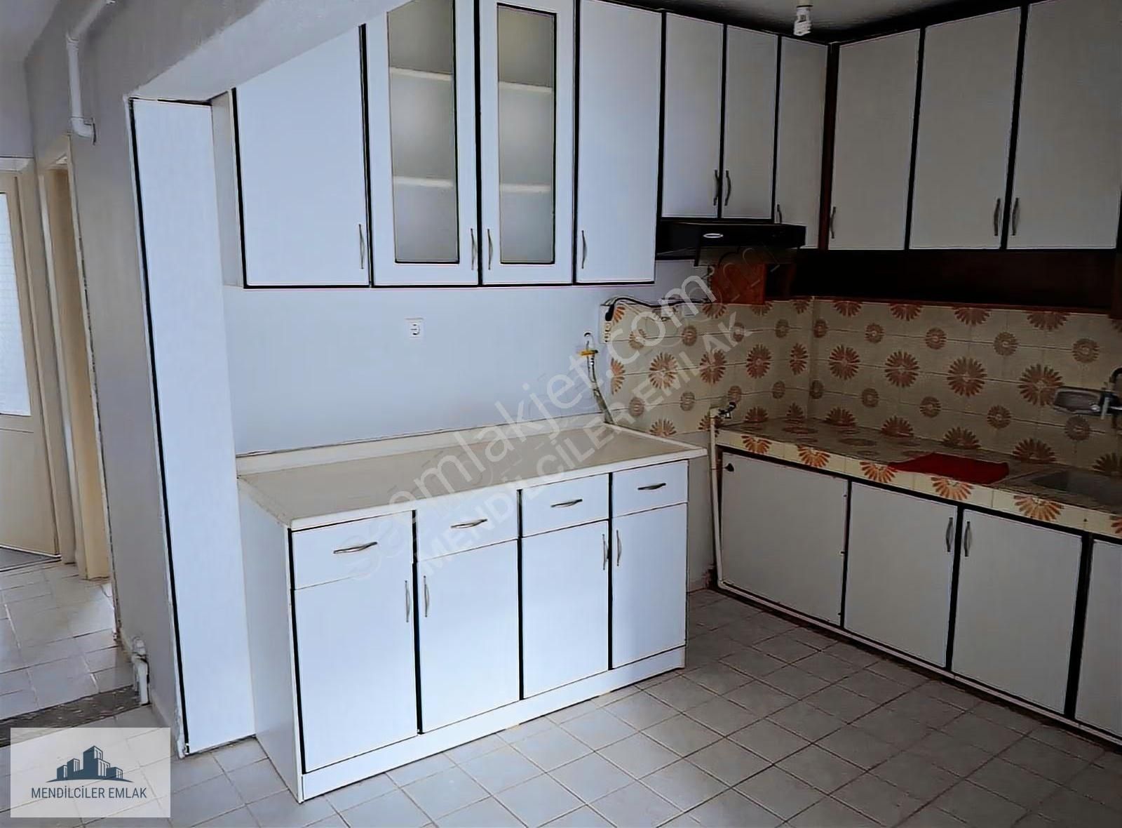 Egitim Fakültesi Ve Kordona 3 Dk Mesafede Arakat 2+1daire - Görsel 5