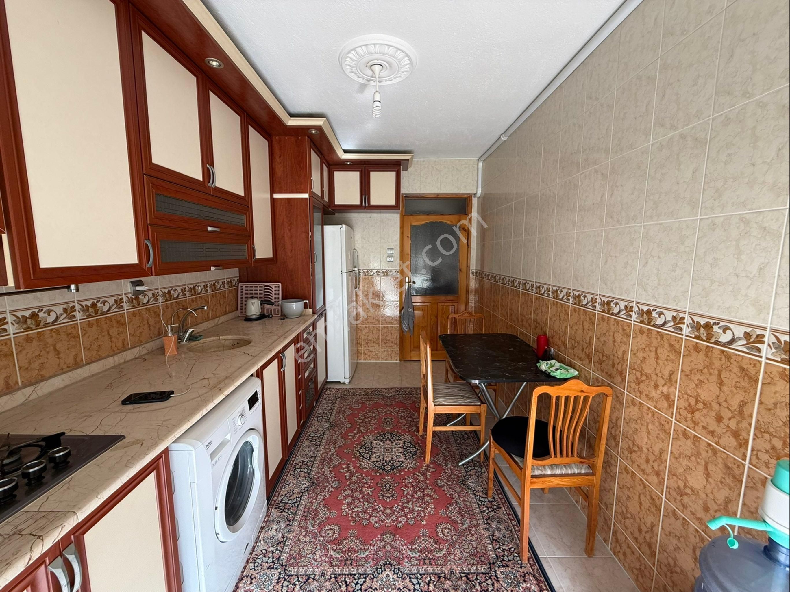 Kasımpaşa Mahallesinde Kiralık 3+1 Doğalgazlı Daire - Görsel 10