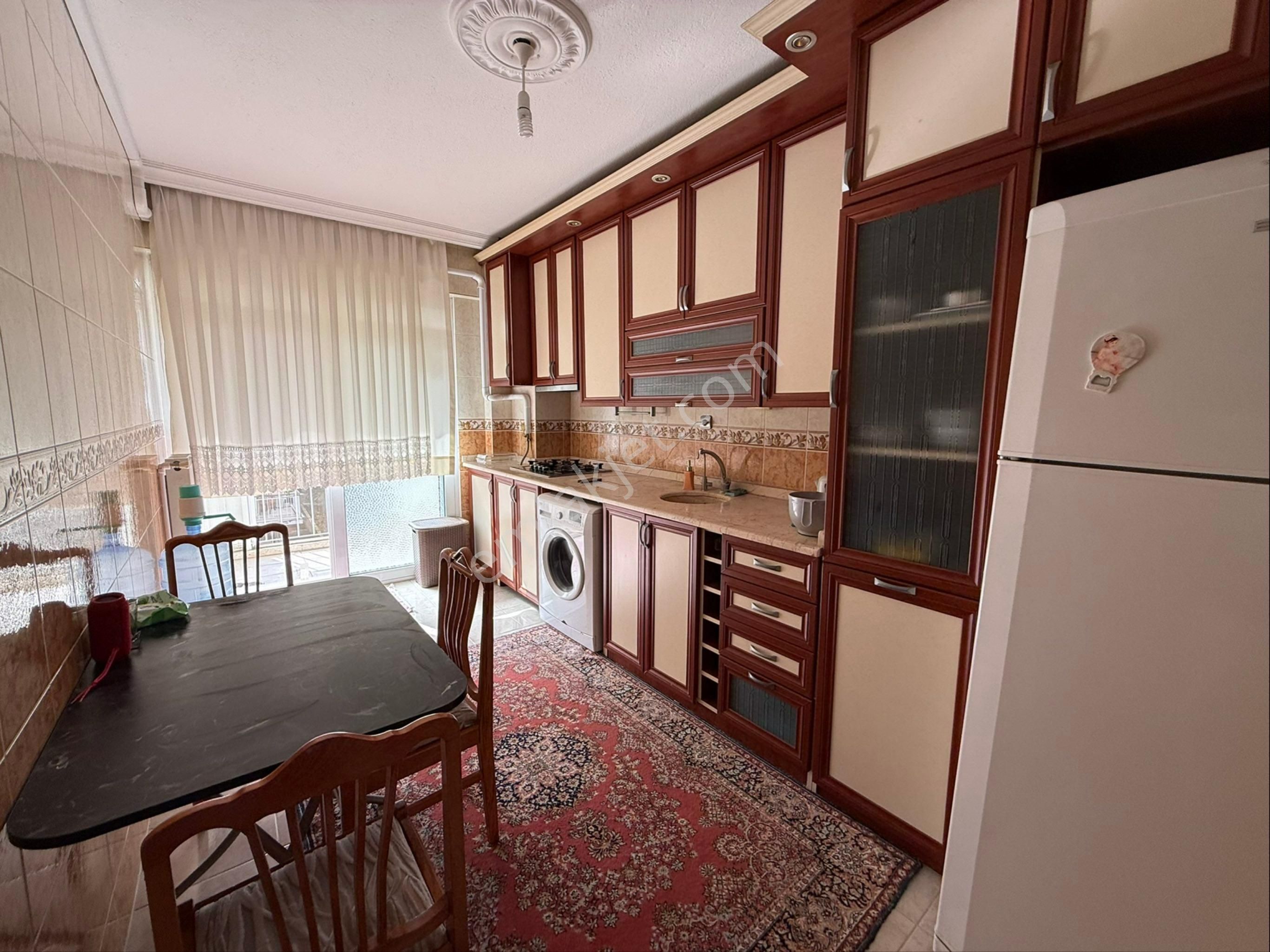 Kasımpaşa Mahallesinde Kiralık 3+1 Doğalgazlı Daire - Görsel 12