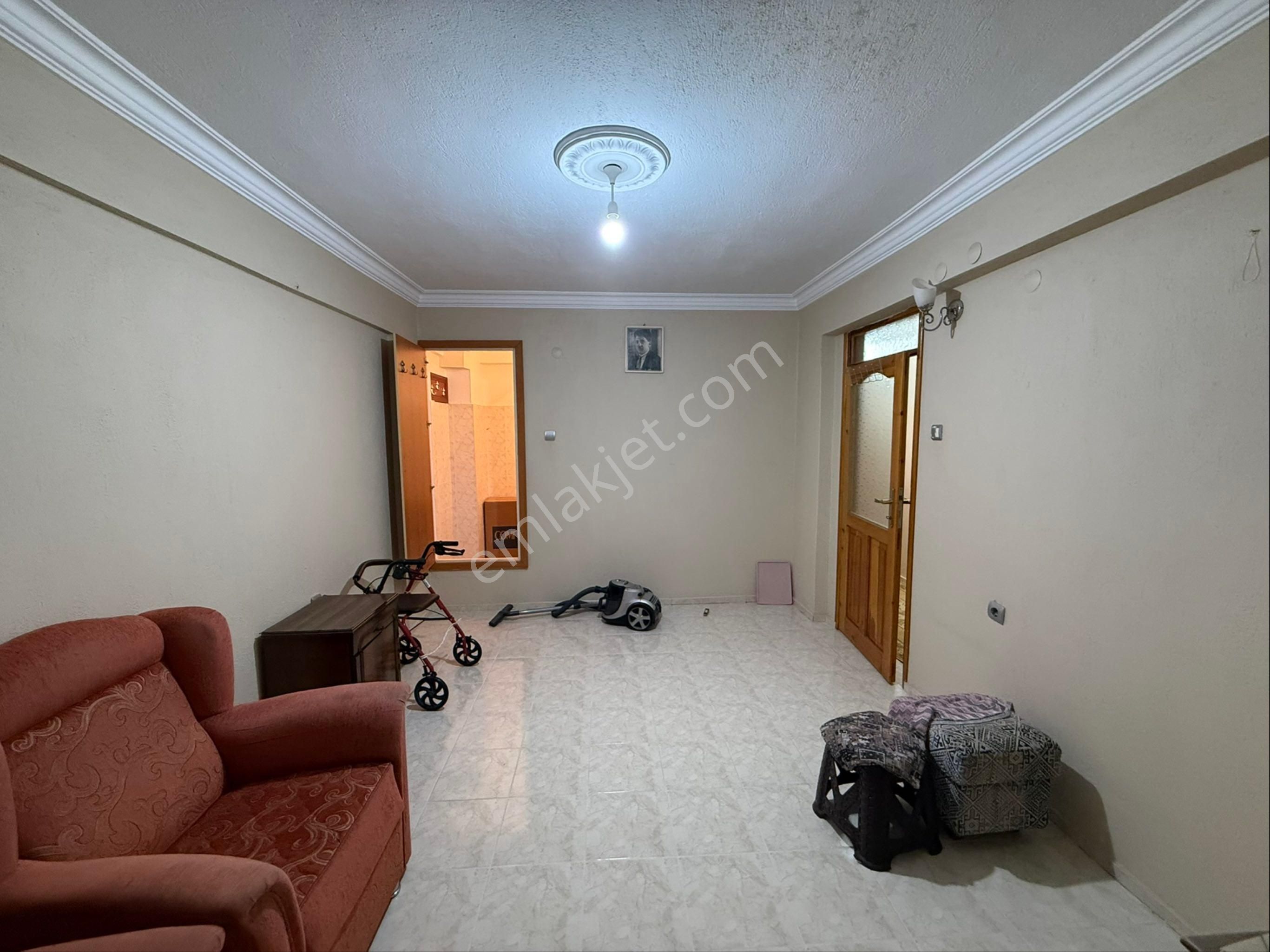 Kasımpaşa Mahallesinde Kiralık 3+1 Doğalgazlı Daire - Görsel 15