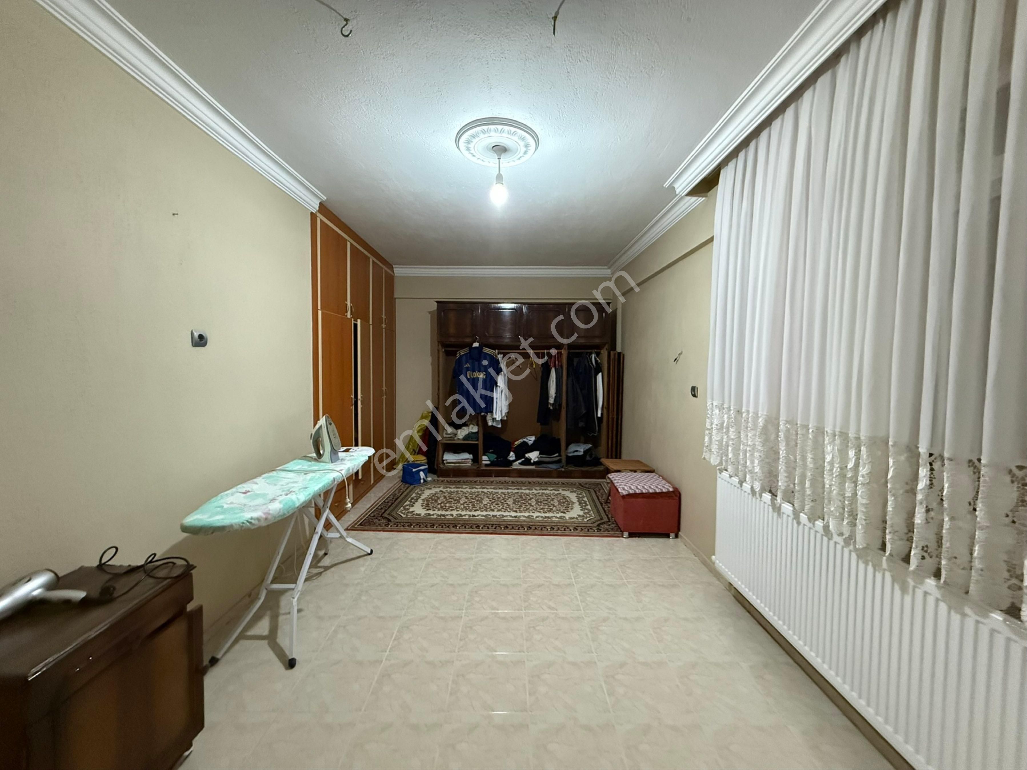 Kasımpaşa Mahallesinde Kiralık 3+1 Doğalgazlı Daire - Görsel 19