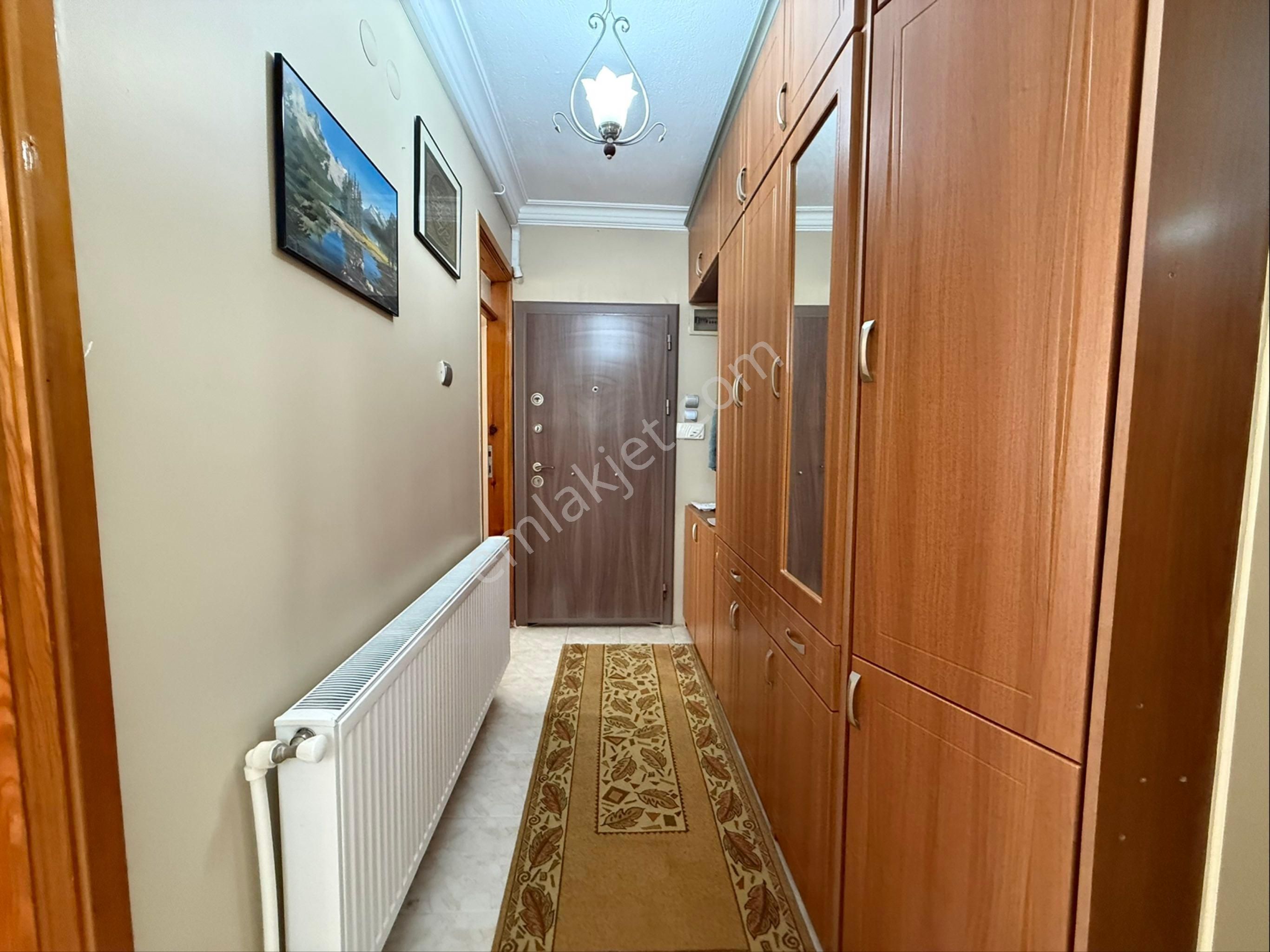 Kasımpaşa Mahallesinde Kiralık 3+1 Doğalgazlı Daire - Görsel 33