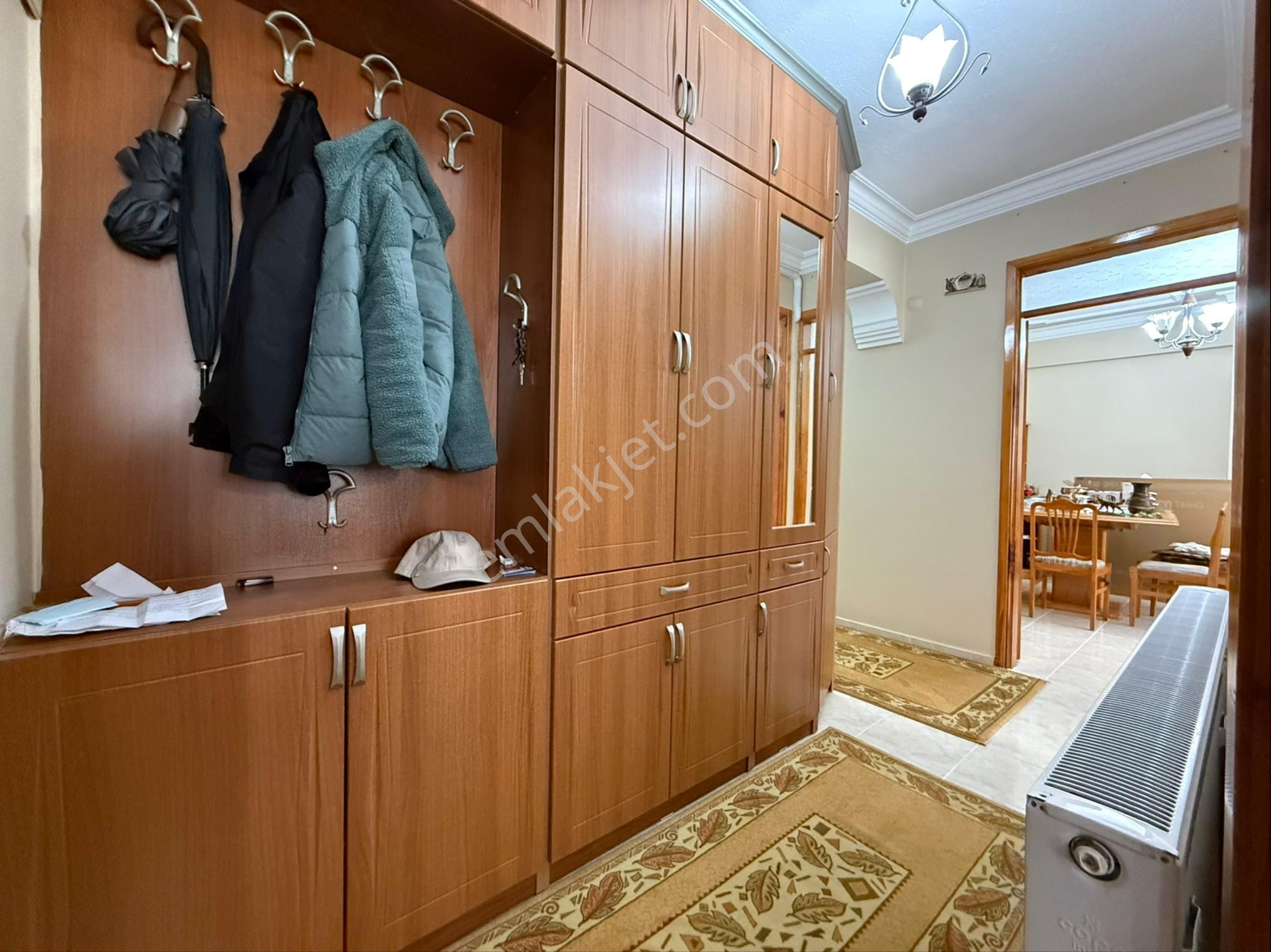 Kasımpaşa Mahallesinde Kiralık 3+1 Doğalgazlı Daire - Görsel 32