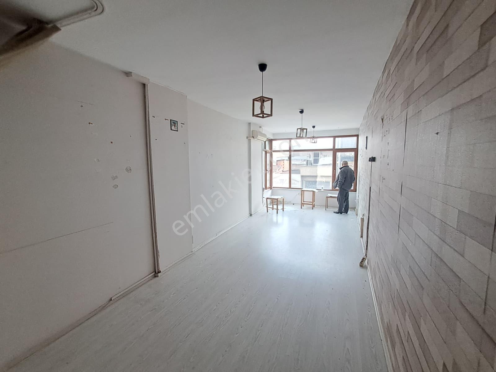 Gülsultan Emlak ' Tan Tekirdağ Süleymanpaşa Çarşı Merkez Satılık Dükkan - Görsel 4