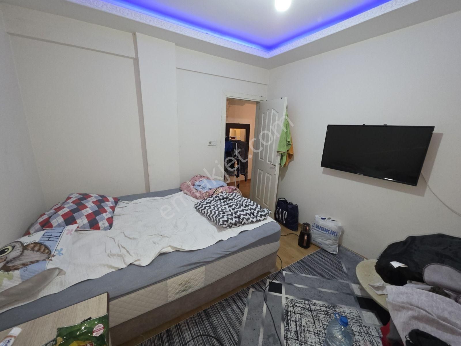 Mehmet Akifte Satılık 13m² Hisseli 1+1 Yüksek Giriş - Görsel 9