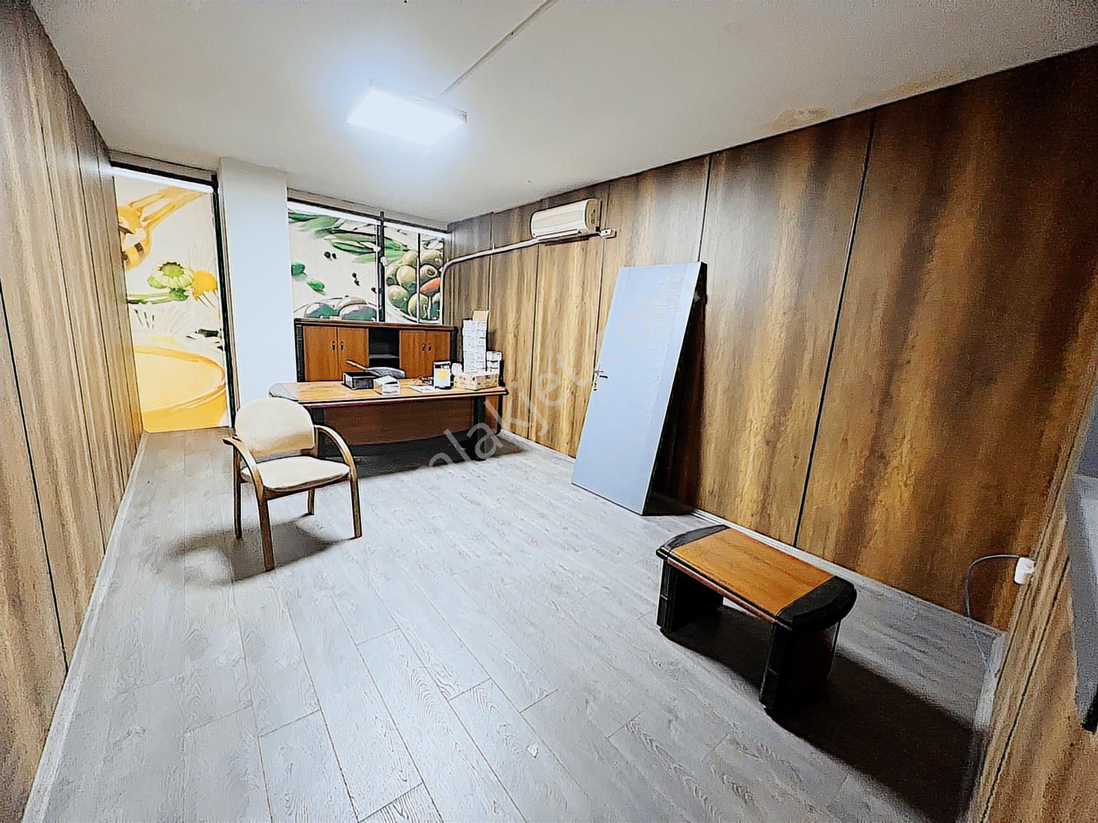 Barıştepe Demirdağ Cad Üzeri 1750m2 Hazır Kiracılı Satlık Dükkan - Görsel 24