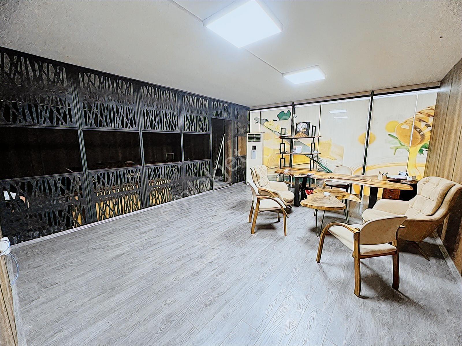 Barıştepe Demirdağ Cad Üzeri 1750m2 Hazır Kiracılı Satlık Dükkan - Görsel 2