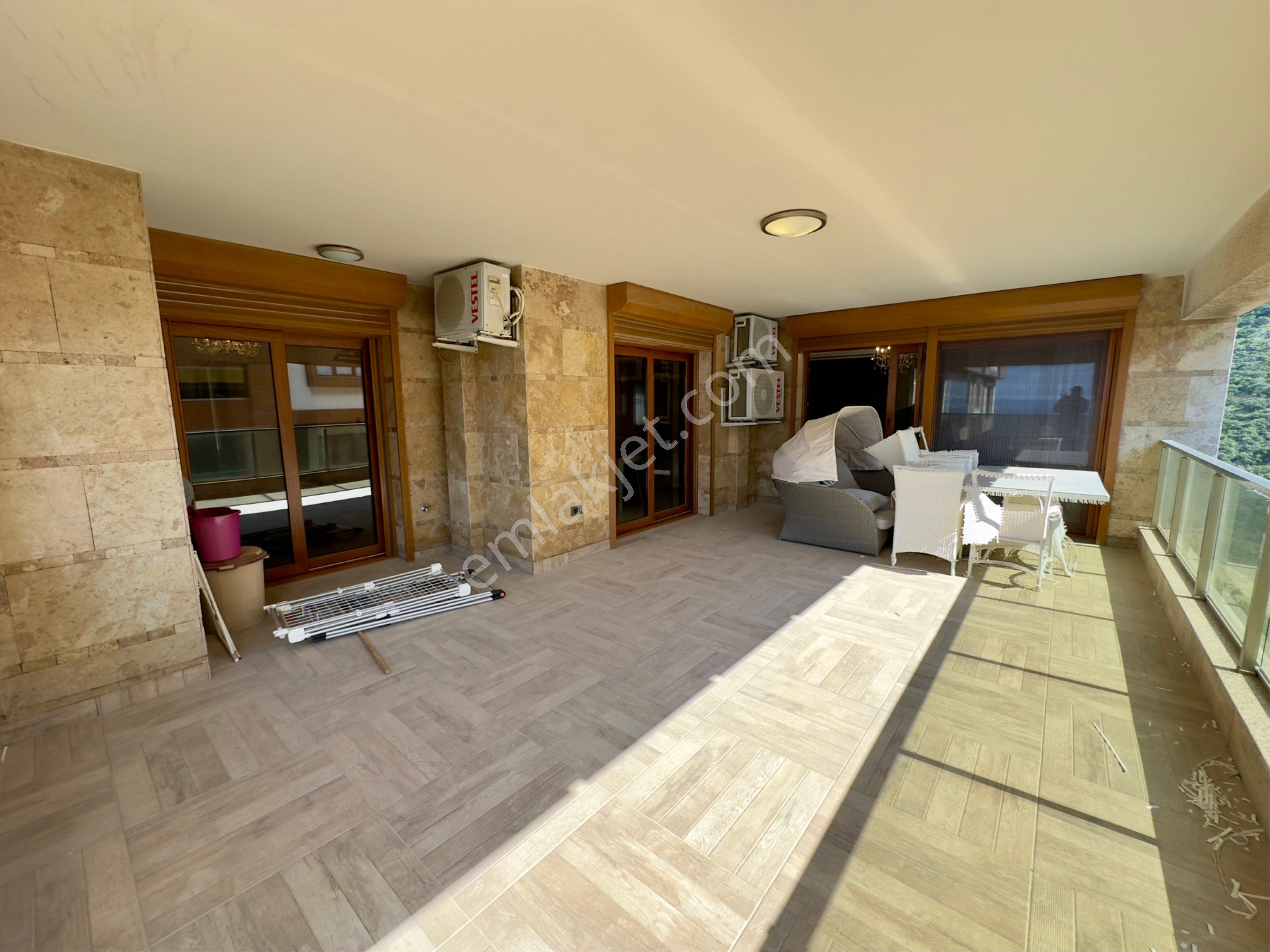 Kuşadası Satılık Trendroyal1 Sitesinde Deniz Manzaralı 4+1 Daire - Görsel 23