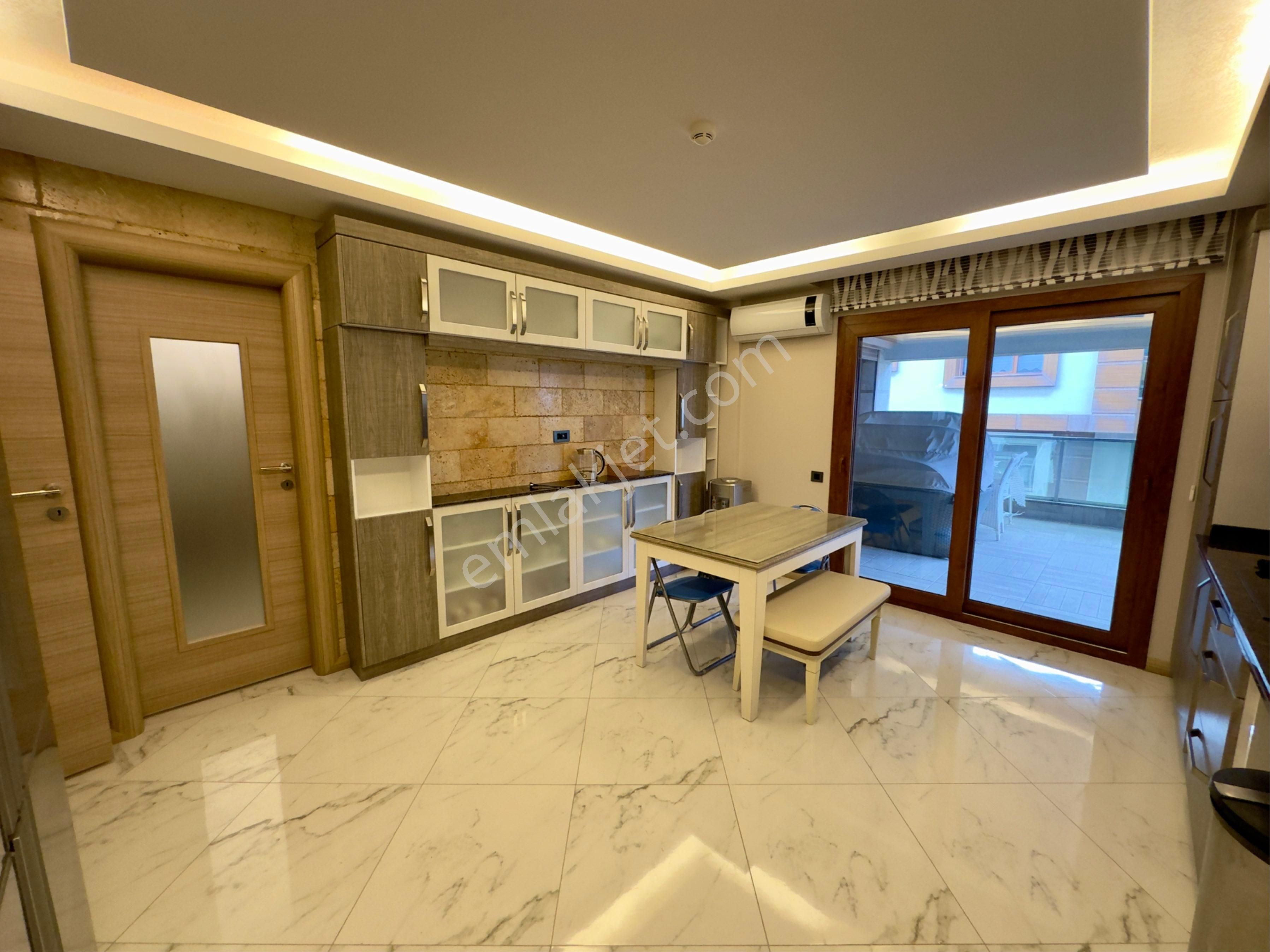 Kuşadası Satılık Trendroyal1 Sitesinde Deniz Manzaralı 4+1 Daire - Görsel 16