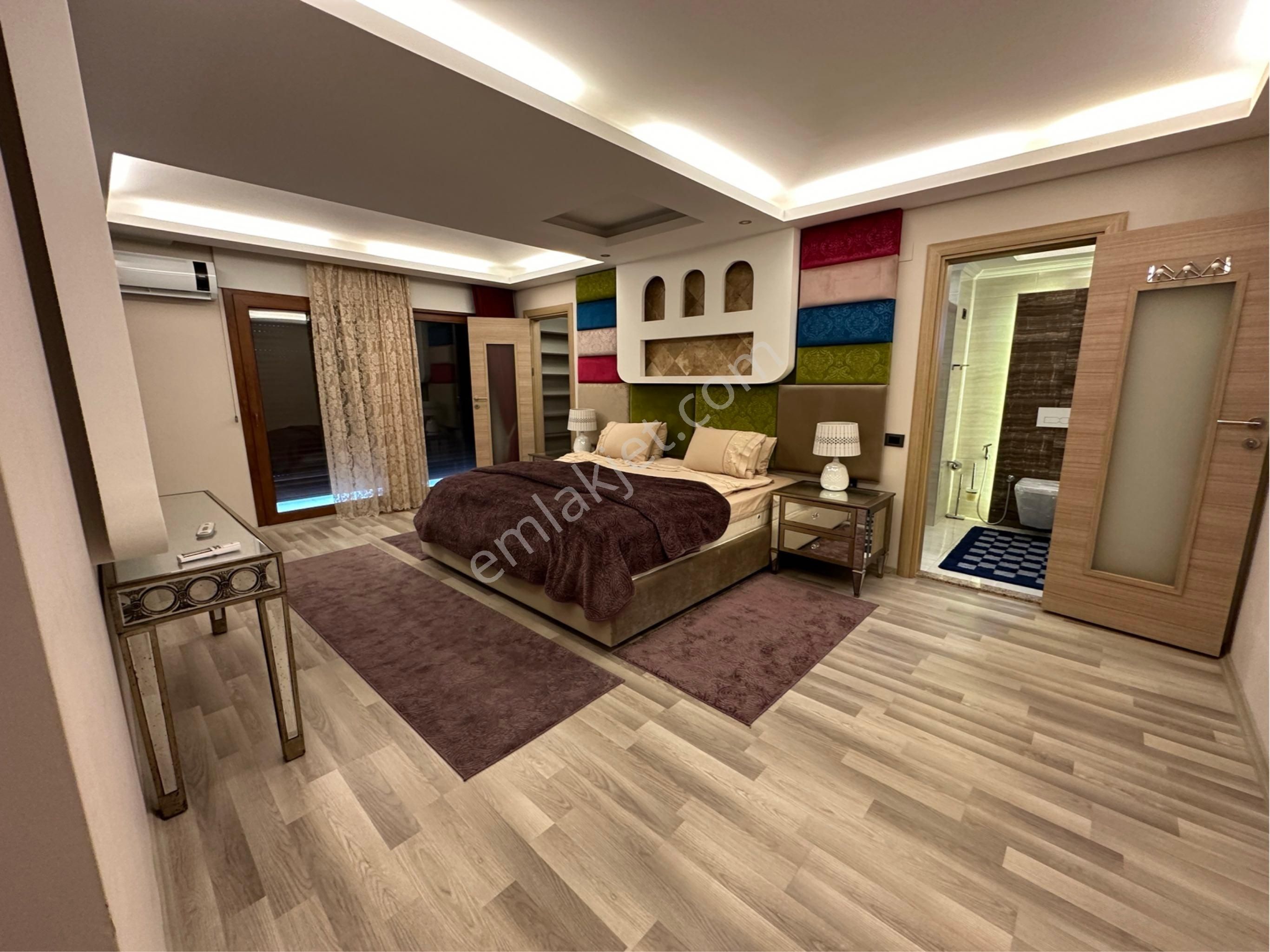 Kuşadası Satılık Trendroyal1 Sitesinde Deniz Manzaralı 4+1 Daire - Görsel 6