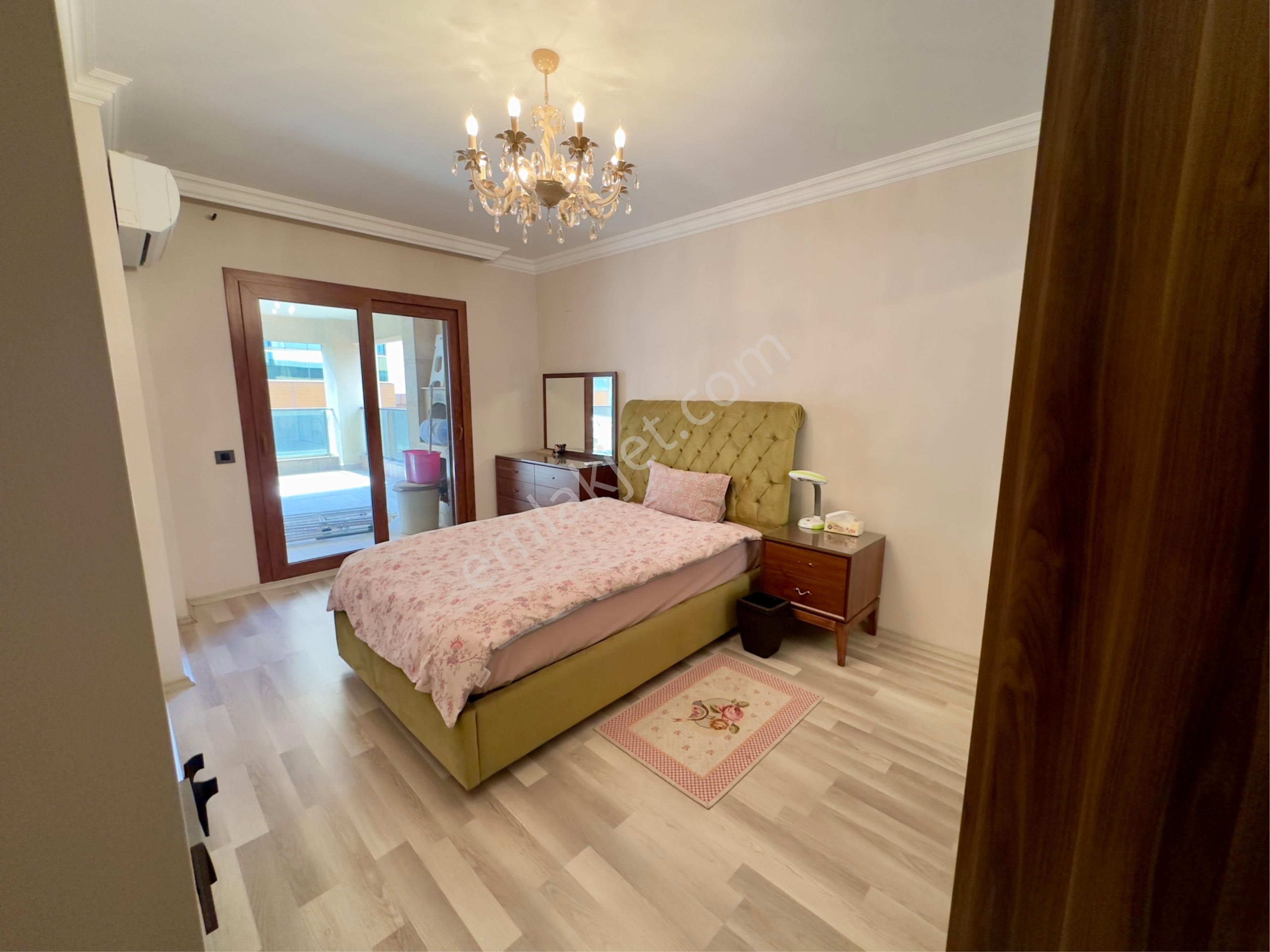 Kuşadası Satılık Trendroyal1 Sitesinde Deniz Manzaralı 4+1 Daire - Görsel 22