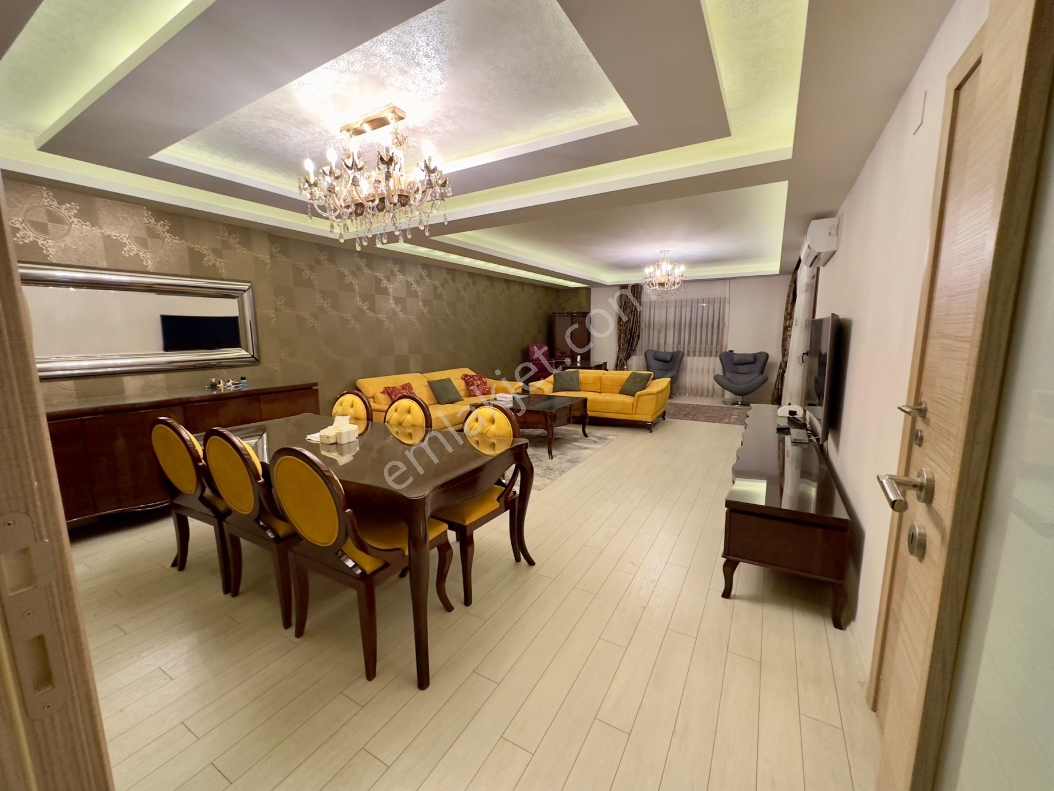 Kuşadası Satılık Trendroyal1 Sitesinde Deniz Manzaralı 4+1 Daire - Görsel 25