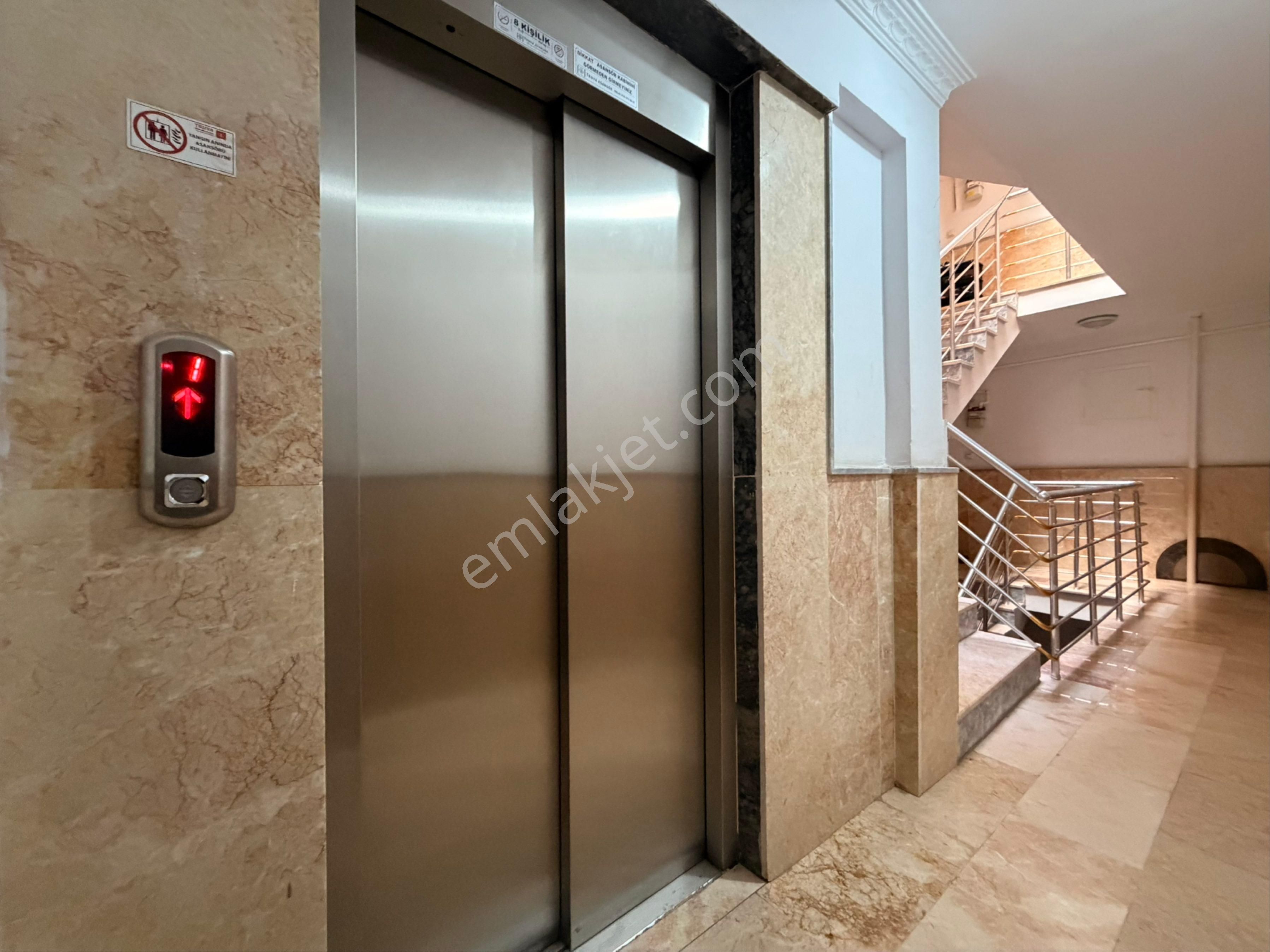 Osmangazi Mah Asansörlü 2 Cepheli E.banyolu Lüx Geniş 3+1 - Görsel 25