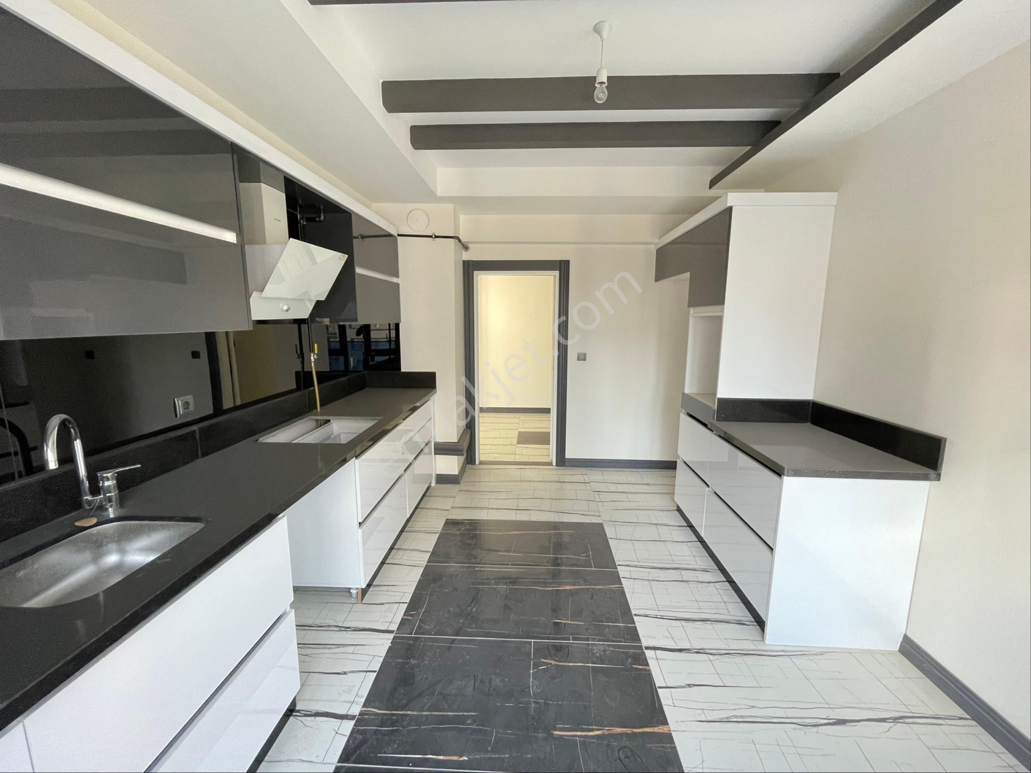 Mehmet Timuçin Cad/4+1/sıfır Lüx/satılık Daire - Görsel 2