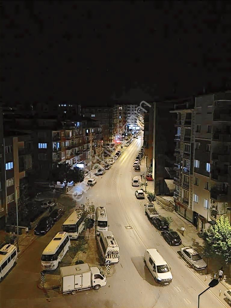 Atatürk Ortaokulu Yakını***3+1**150m2 ** Ferah Daire - Görsel 10