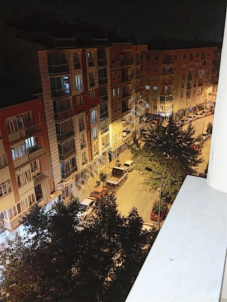 Atatürk Ortaokulu Yakını***3+1**150m2 ** Ferah Daire - Görsel 12