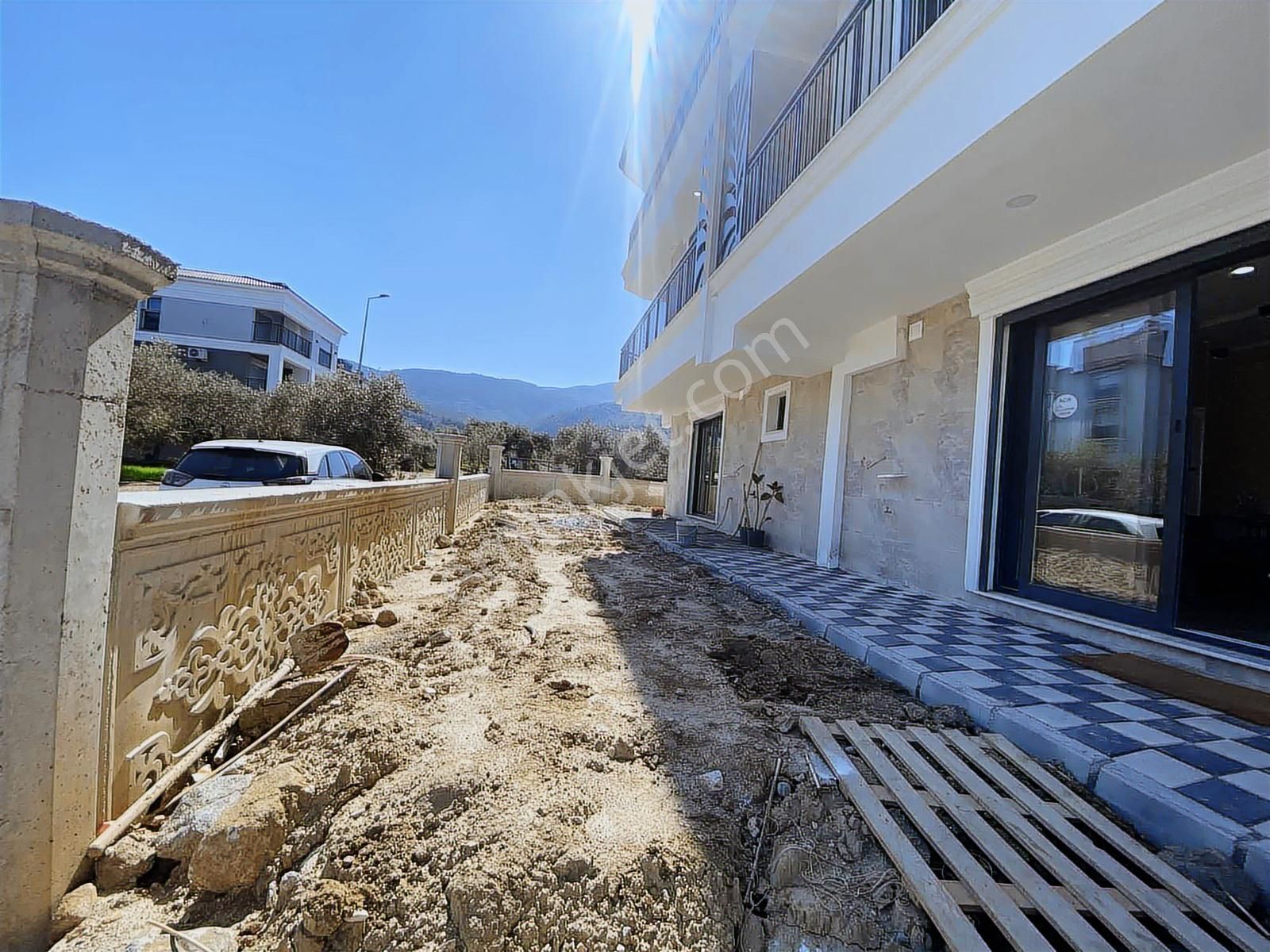 Aydın Kuşadası Davutlarda Satılık Sıfır 1+1 Ara Kat Daire - Görsel 3