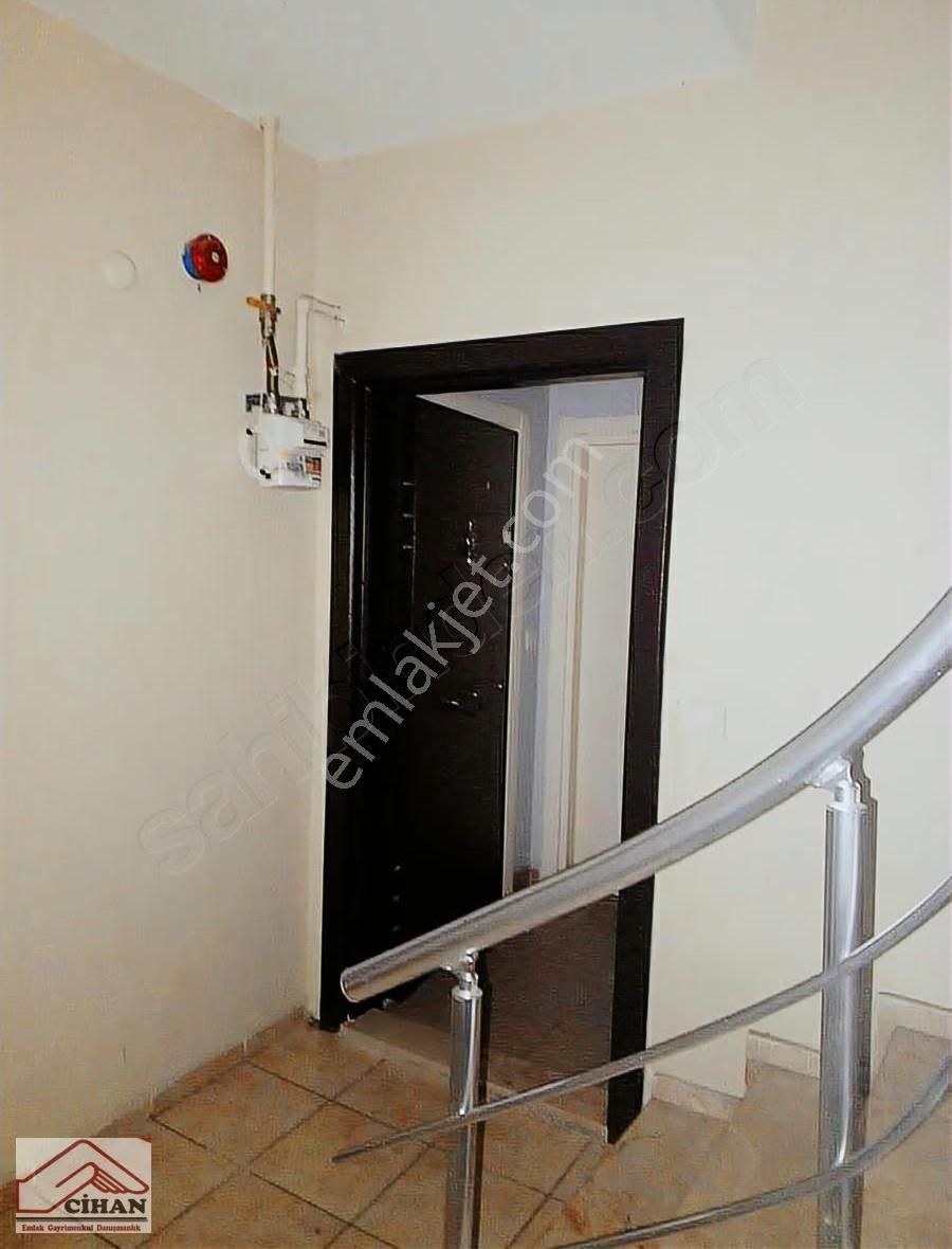 Çobançeşmede Müstakil Tadında, Bahçeli & Ayrı Mutfaklı 1+1 - Görsel 4