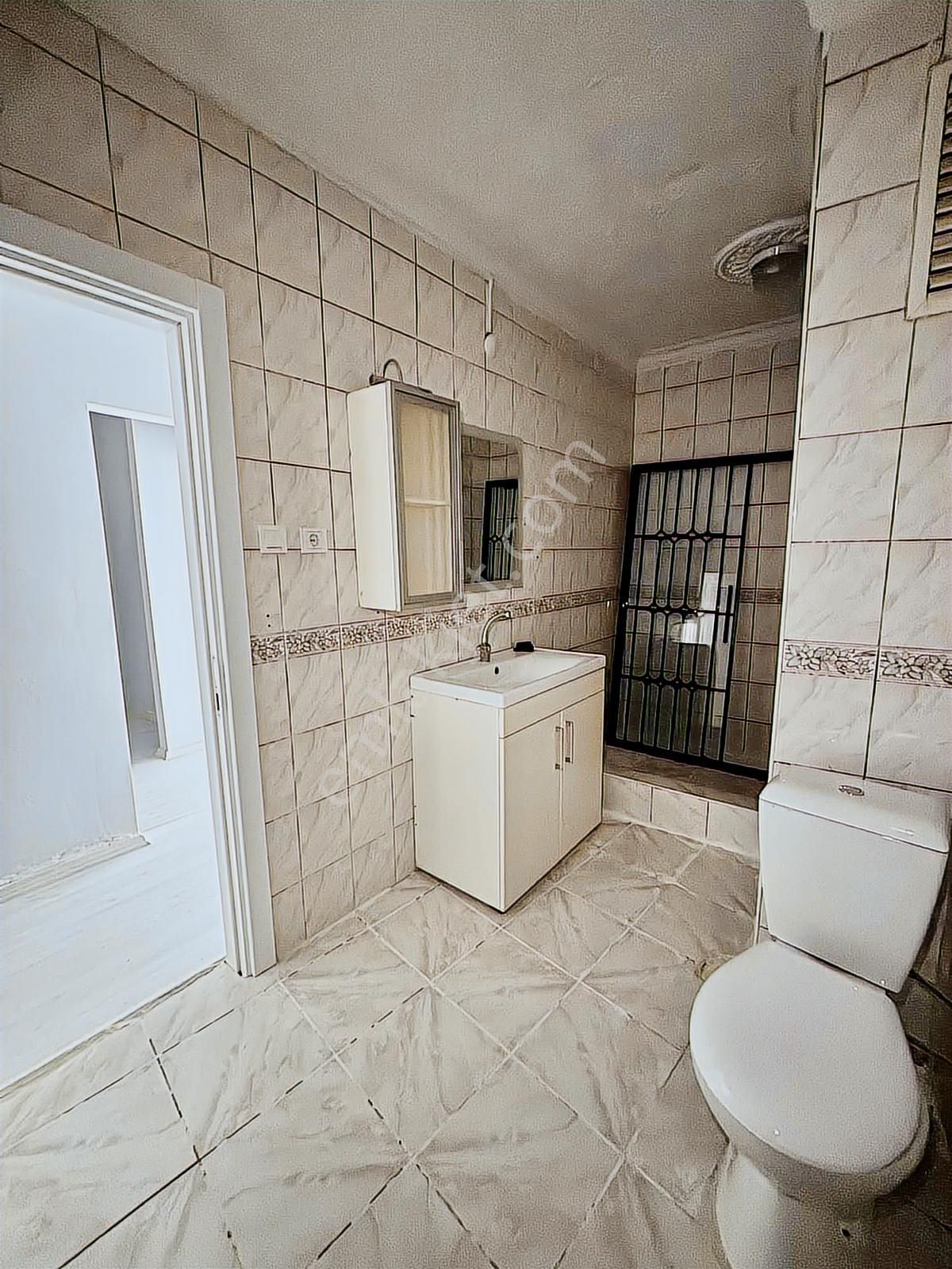 Beyoğlu Kadı Mehmet Efendi Mahallesinde Satılık 2+1 Boş Daire - Görsel 13