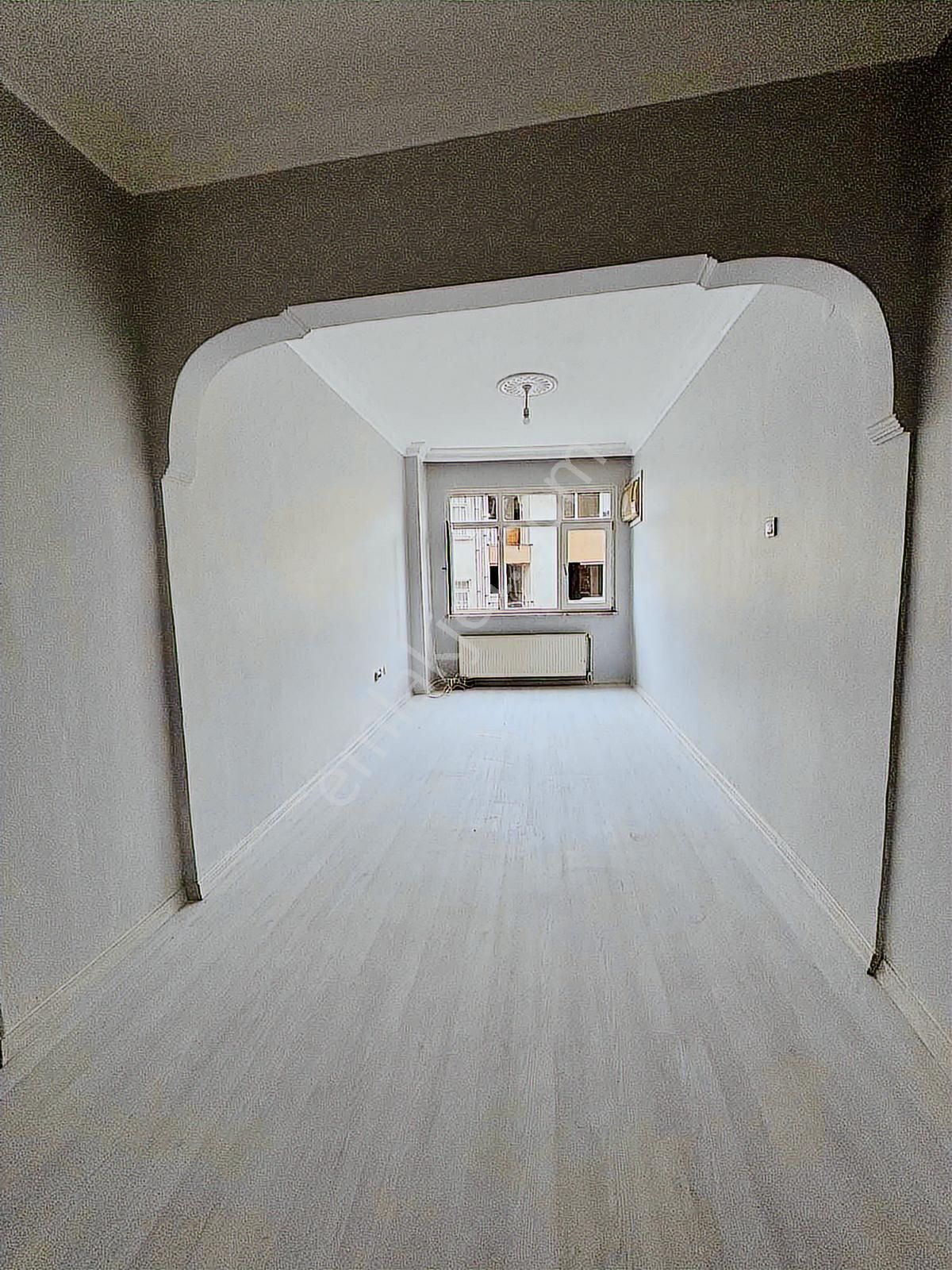 Beyoğlu Kadı Mehmet Efendi Mahallesinde Satılık 2+1 Boş Daire - Görsel 11