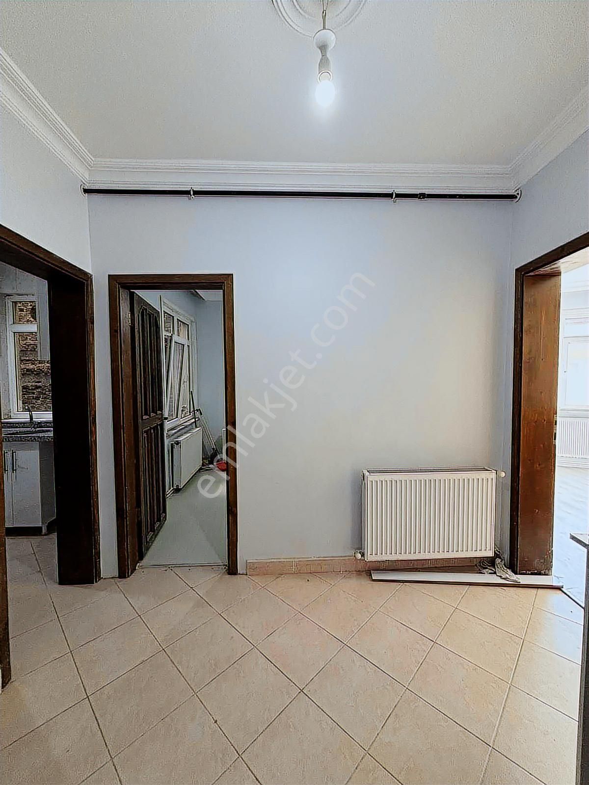 Beyoğlu Kadı Mehmet Efendi'de Satılık 1+1 Yenilenmiş Boş Daire - Görsel 14