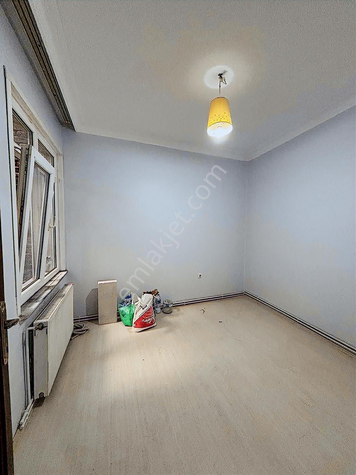 Beyoğlu Kadı Mehmet Efendi'de Satılık 1+1 Yenilenmiş Boş Daire - Görsel 7