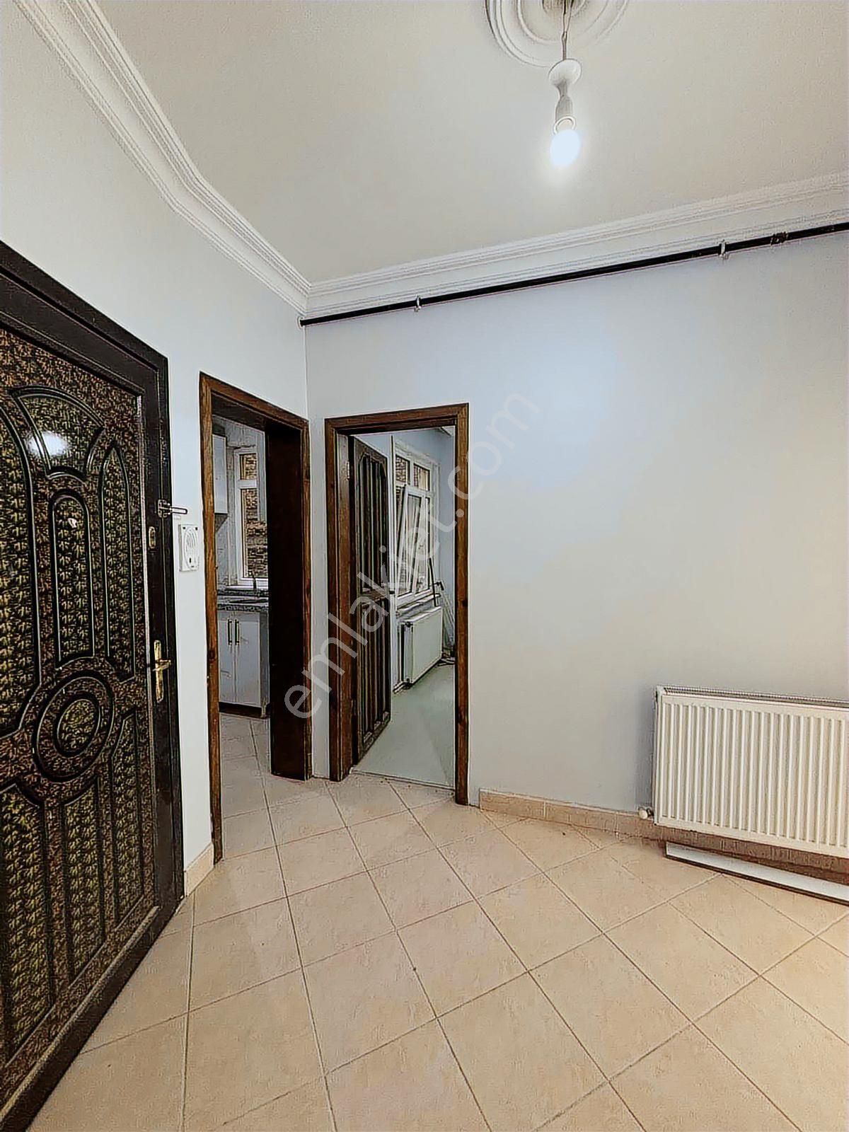 Beyoğlu Kadı Mehmet Efendi'de Satılık 1+1 Yenilenmiş Boş Daire - Görsel 16