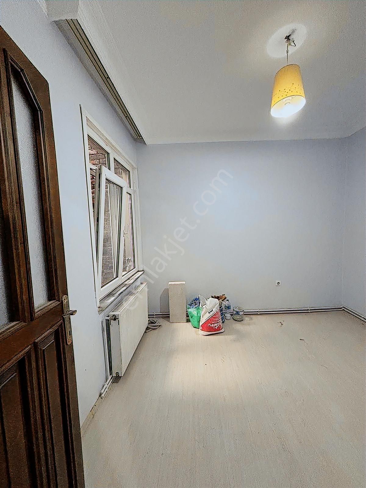 Beyoğlu Kadı Mehmet Efendi'de Satılık 1+1 Yenilenmiş Boş Daire - Görsel 6