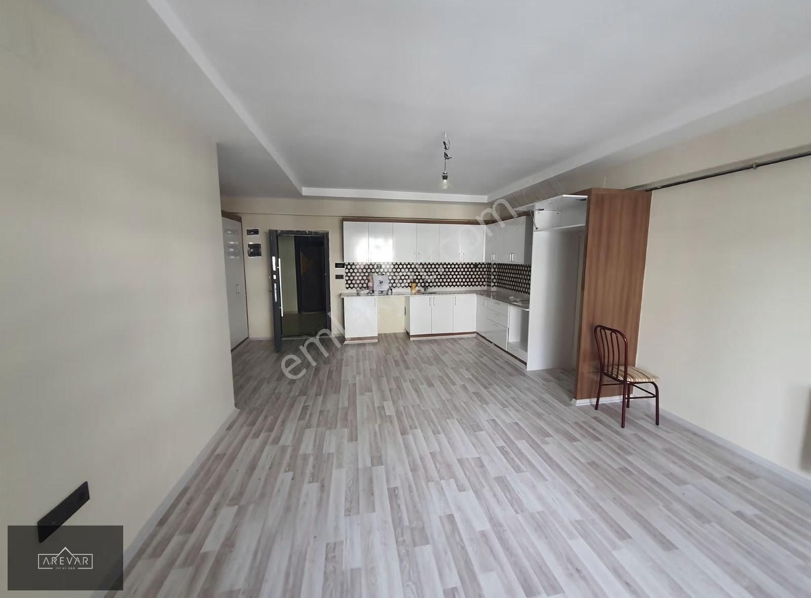 Coşkun İbili'den Sibel Towers'ta Satılık Arakat 2+1 Daire - Görsel 16