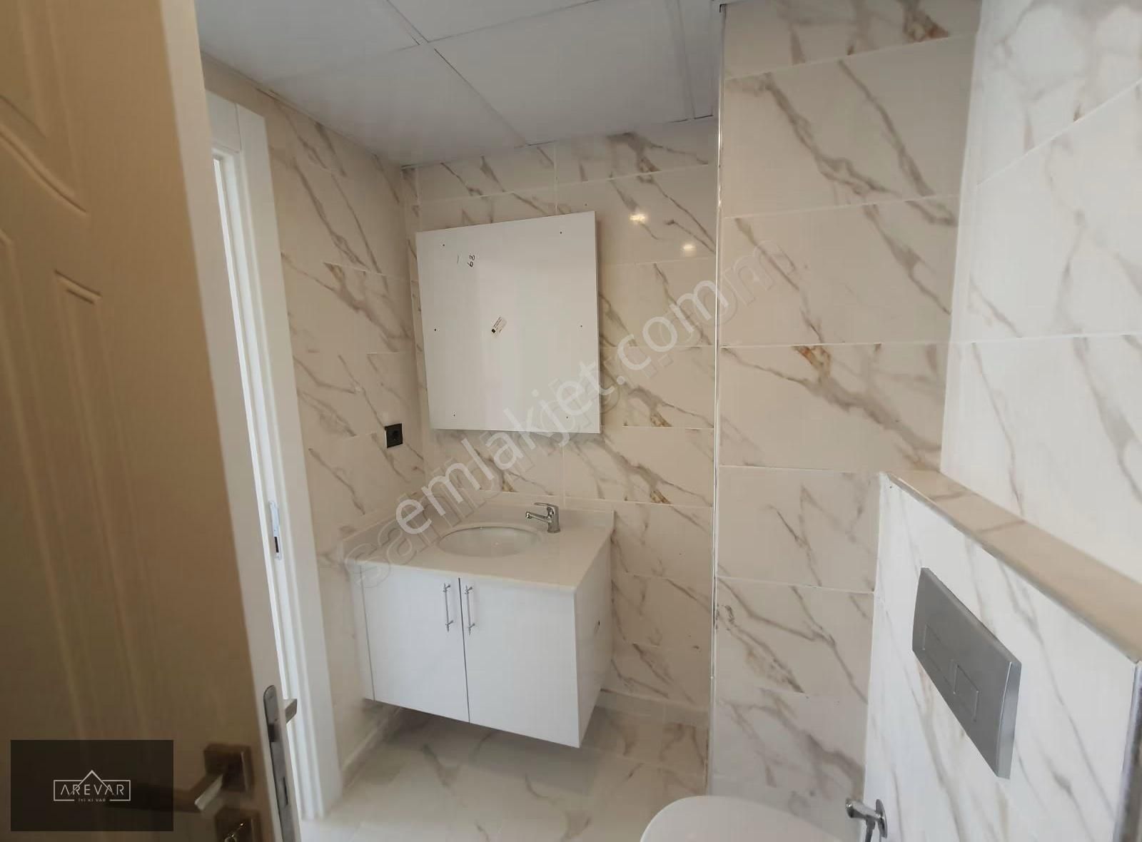 Coşkun İbili'den Sibel Towers'ta Satılık Arakat 2+1 Daire - Görsel 32