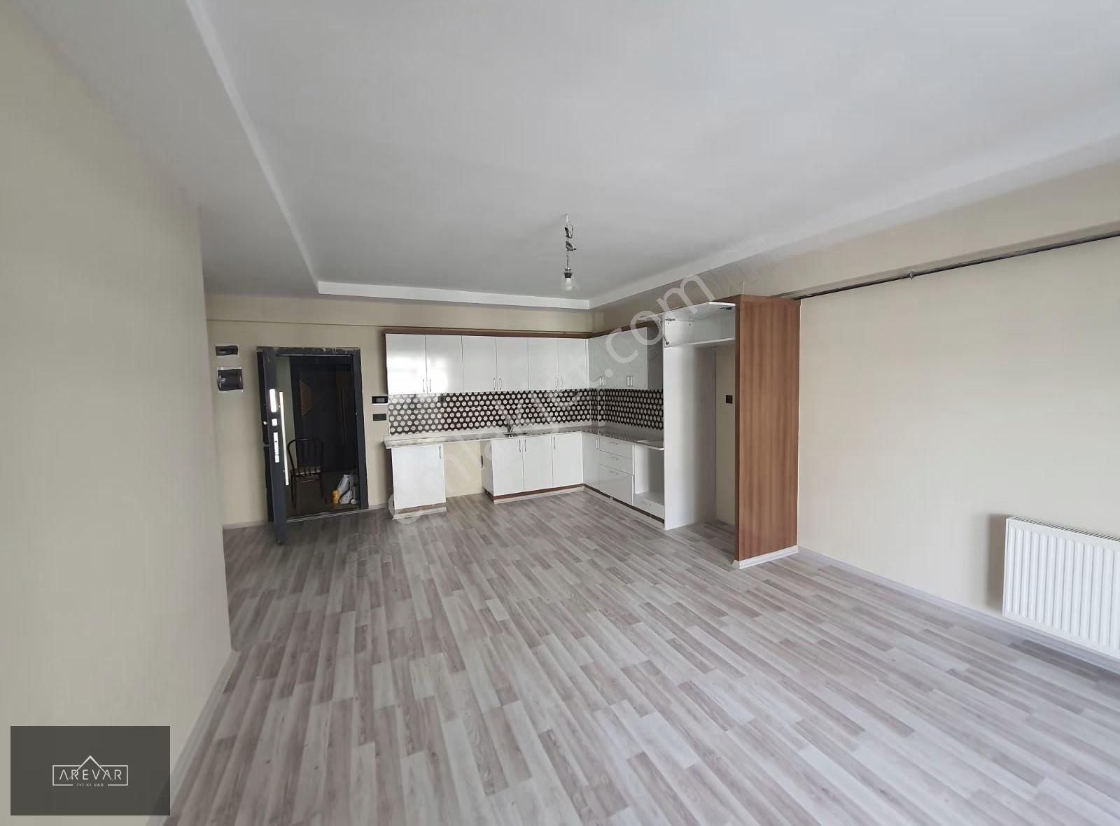 Coşkun İbili'den Sibel Towers'ta Satılık Arakat 2+1 Daire - Görsel 25