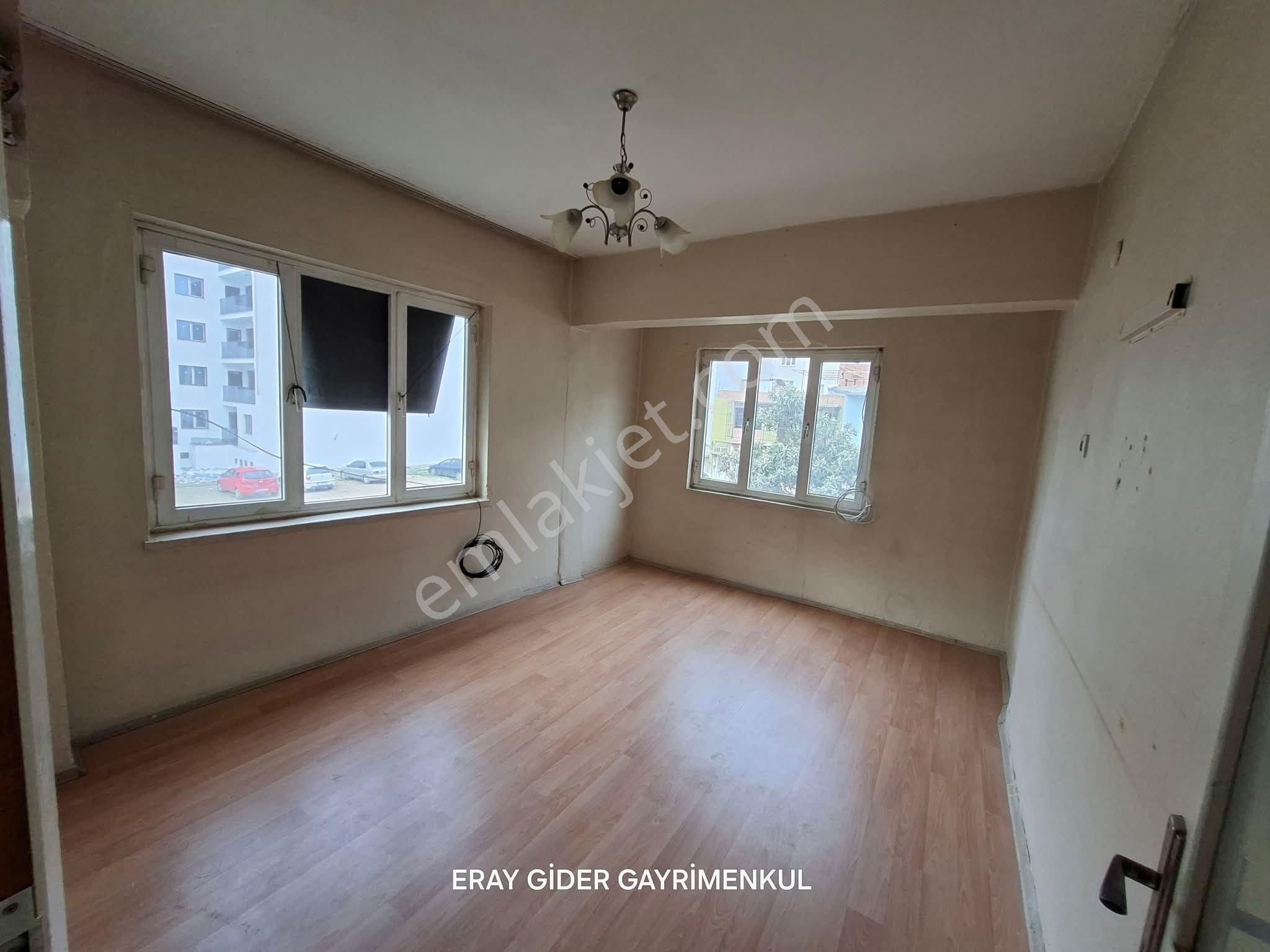 Zafer Mahallesi-pazar Yanı-köşe Başı-banyo -mutfak Yeni Yapılı - Görsel 8