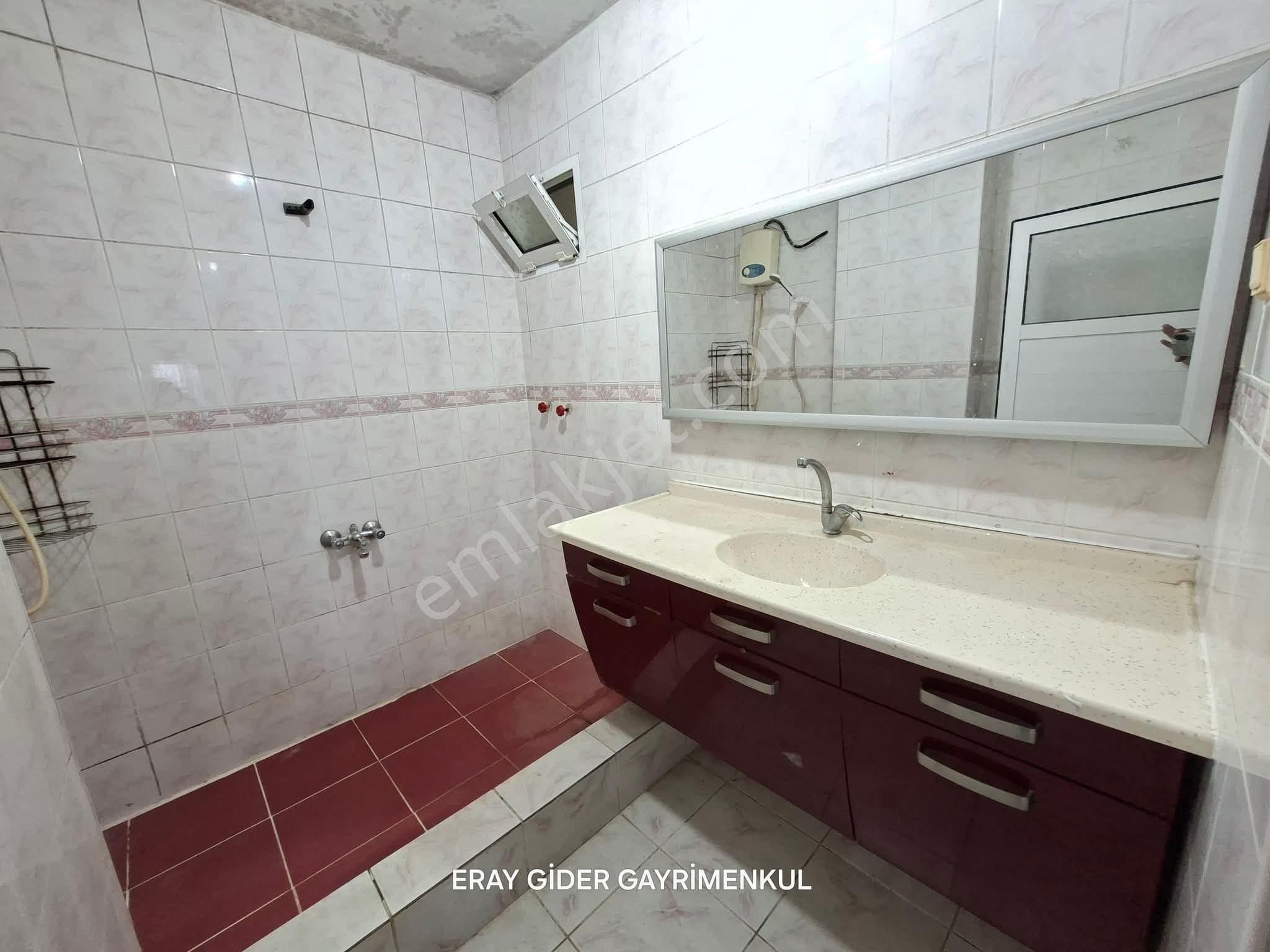 Zafer Mahallesi-pazar Yanı-köşe Başı-banyo -mutfak Yeni Yapılı - Görsel 7