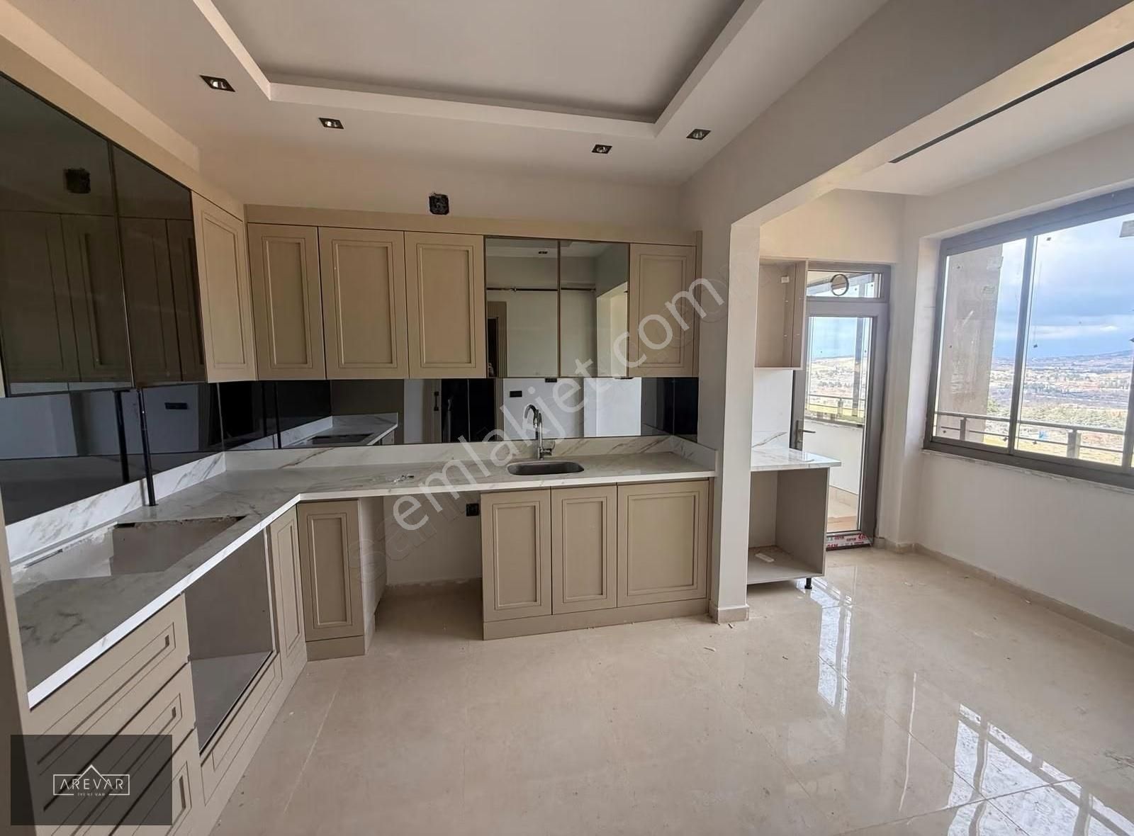 Coşkun İbili'den Ultra Lux 2,5+1 Satılık Daire - Görsel 15
