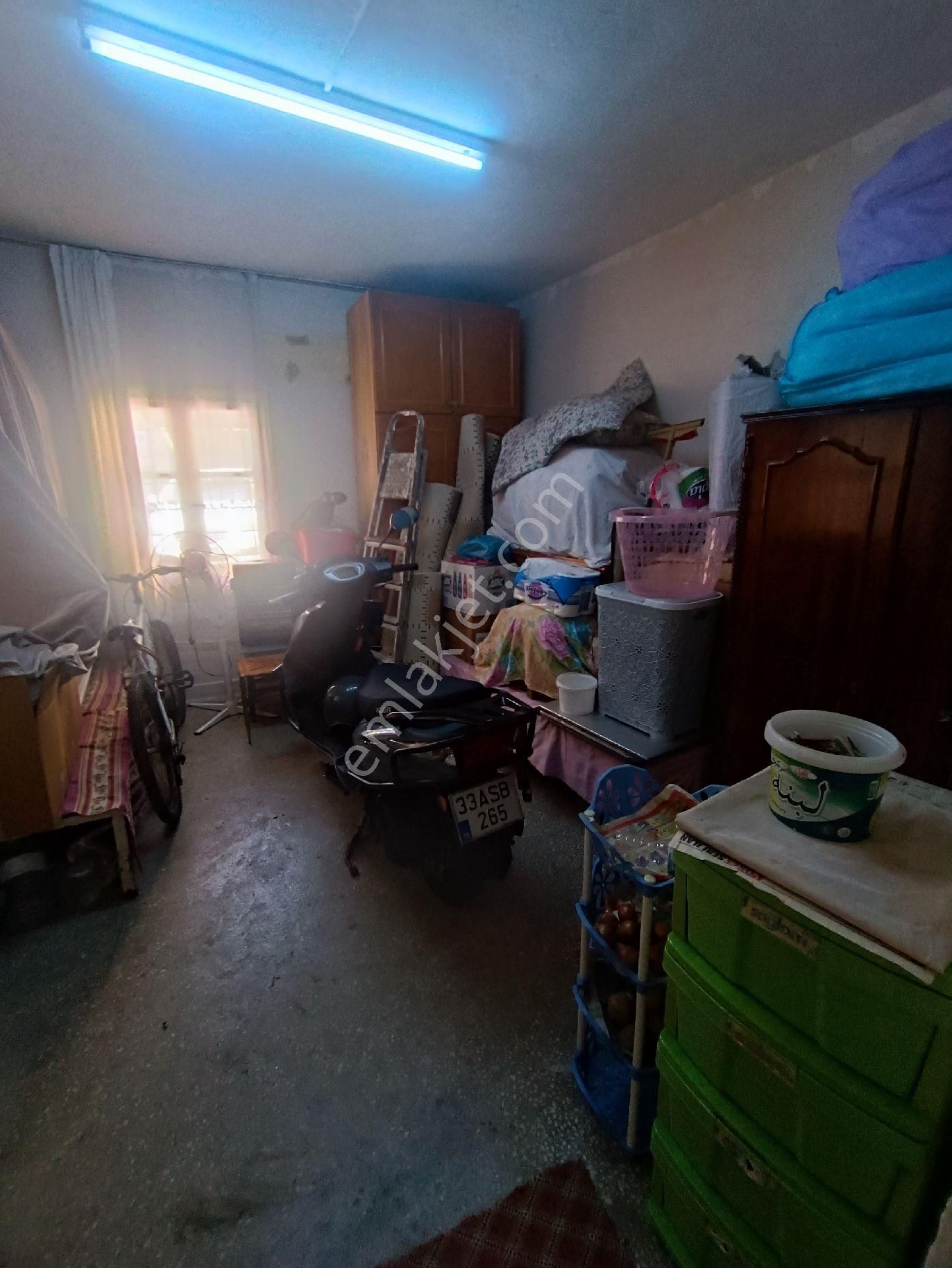 Mersin Sağlık Mahallesi 2 Katlı Müstakil Komple Satılık - Görsel 29