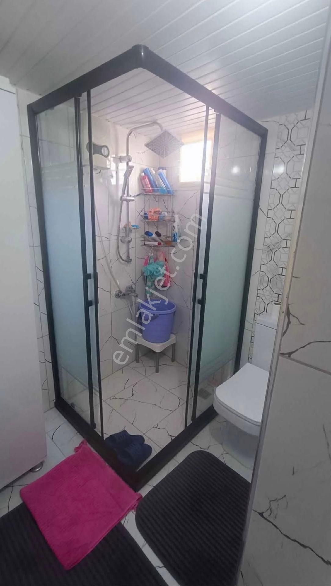 Mersin Sağlık Mahallesi 2 Katlı Müstakil Komple Satılık - Görsel 6