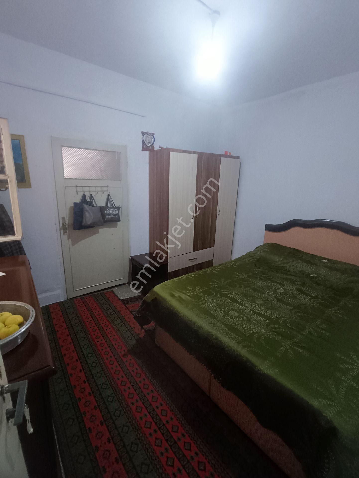 Mersin Sağlık Mahallesi 2 Katlı Müstakil Komple Satılık - Görsel 27