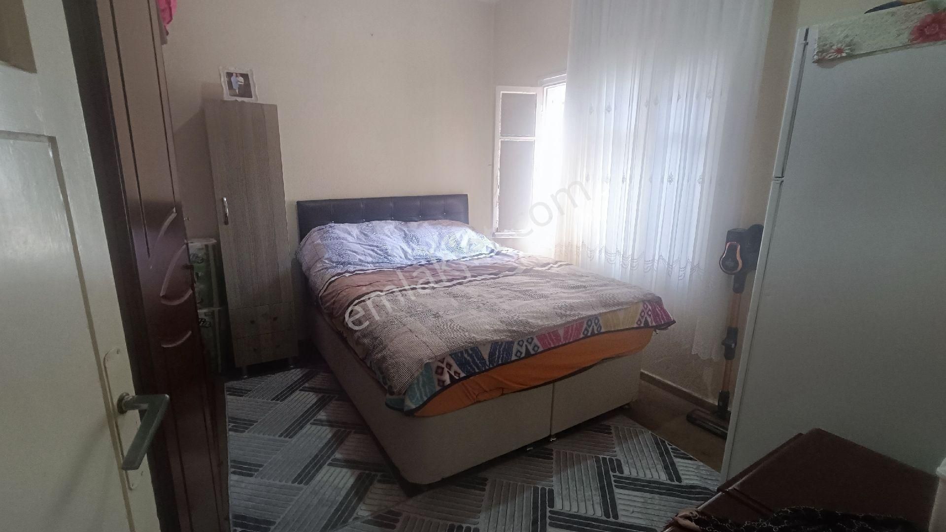 Mersin Sağlık Mahallesi 2 Katlı Müstakil Komple Satılık - Görsel 2